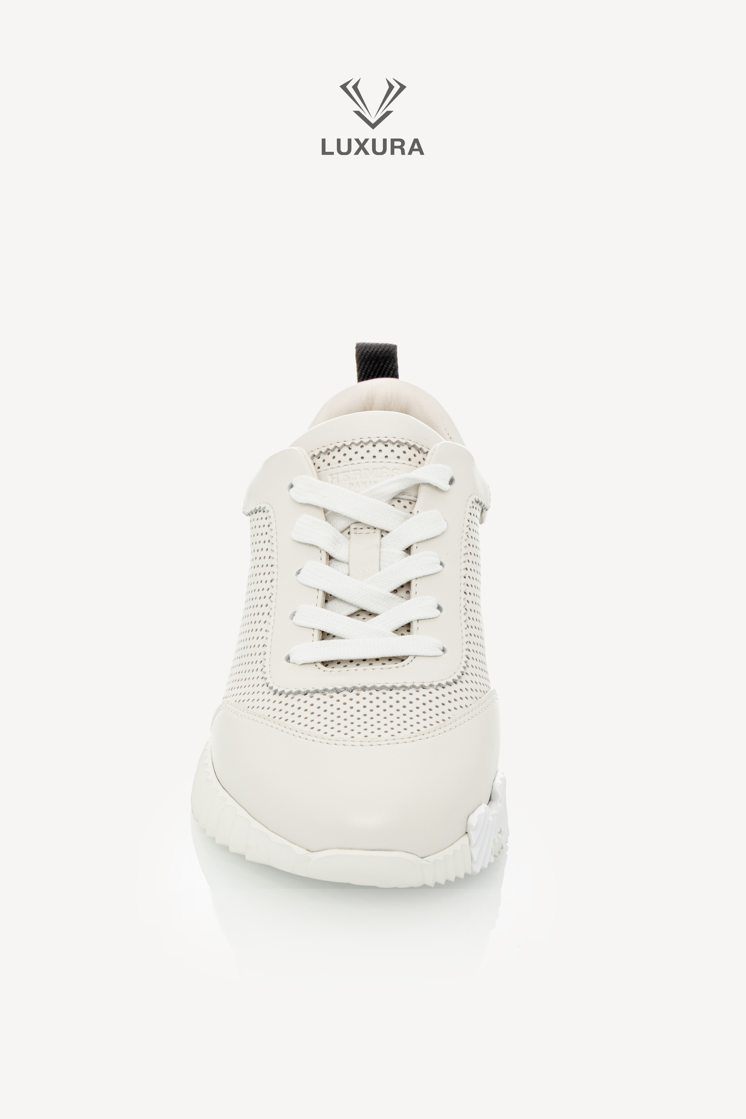 <span style="font-size: 10px;letter-spacing: .15em"></span><br>            <strong>HERMES</strong><br>            <div style="margin-top:10px;font-size:16px">Bouncing Sneaker in Perforated Calfskin Ecru 37.5</div><br> - Image 13