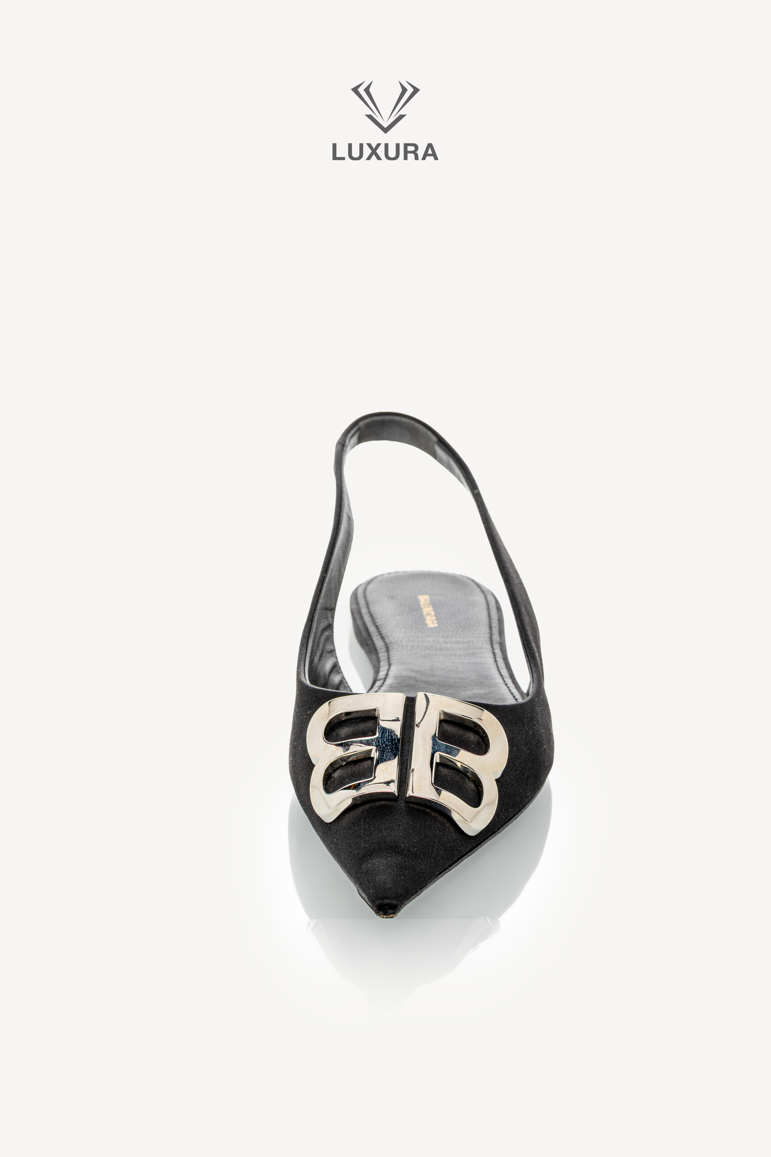 <span style="font-size: 10px;letter-spacing: .15em">BEST DEAL</span><br>            <strong>BALENCIAGA</strong><br>            <div style="margin-top:10px;font-size:16px">BB Knife Pointy Toe Slingback Flats Black 38</div><br> - Image 6