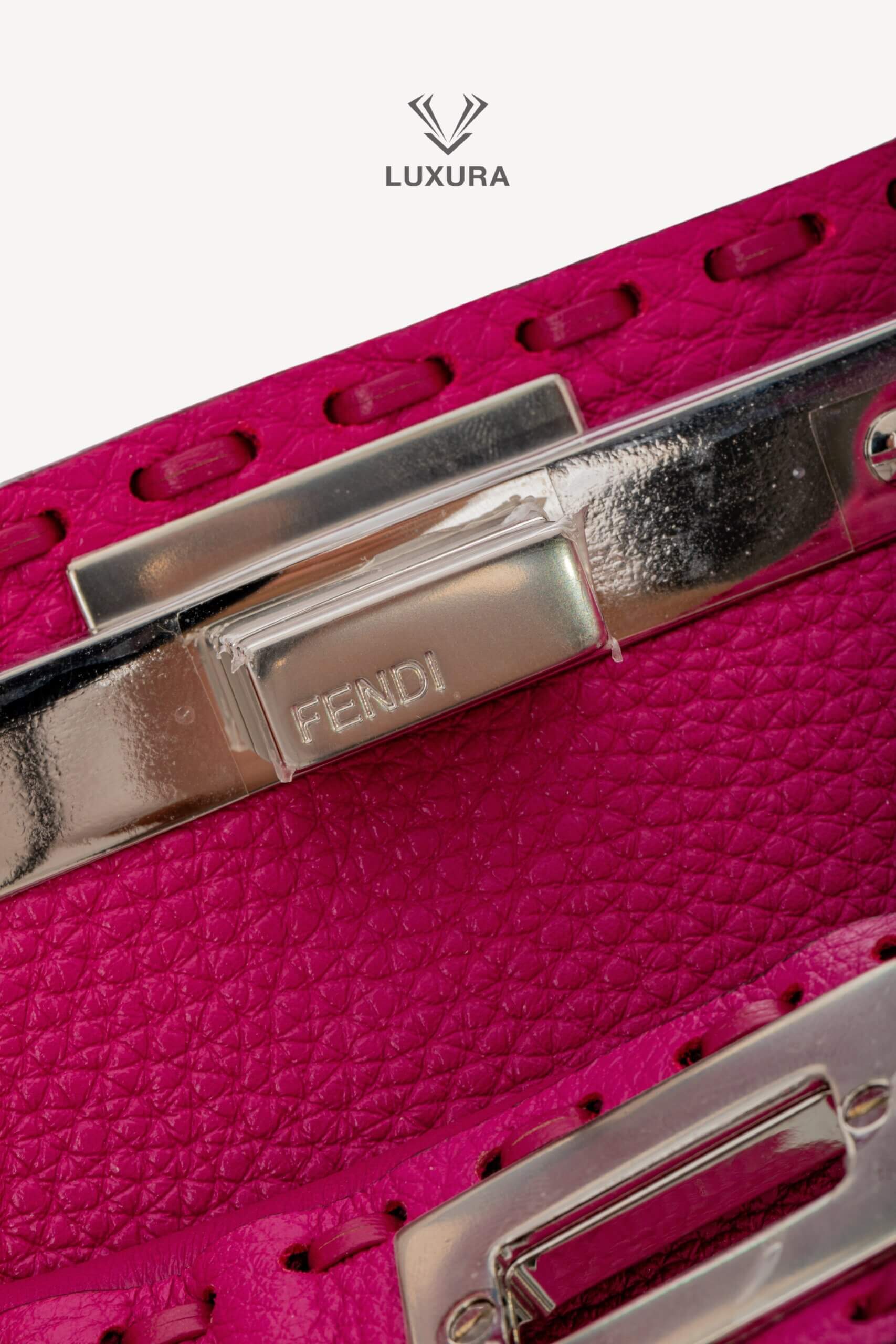 <span style="font-size: 10px;letter-spacing: .15em">HARD TO FIND</span><br> <strong>FENDI</strong><br> <div style="margin-top:10px;font-size:16px">Cuoio Roma Sellerissima Nappa Tape Stitch Peekaboo Mini Magenta</div><br> - Image 23