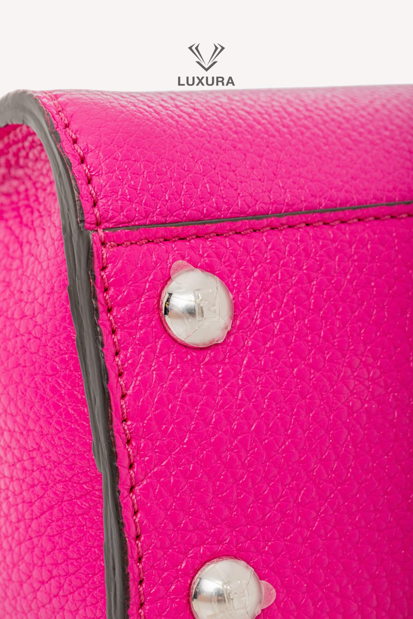 <span style="font-size: 10px;letter-spacing: .15em">HARD TO FIND</span><br> <strong>FENDI</strong><br> <div style="margin-top:10px;font-size:16px">Cuoio Roma Sellerissima Nappa Tape Stitch Peekaboo Mini Magenta</div><br> - Image 18