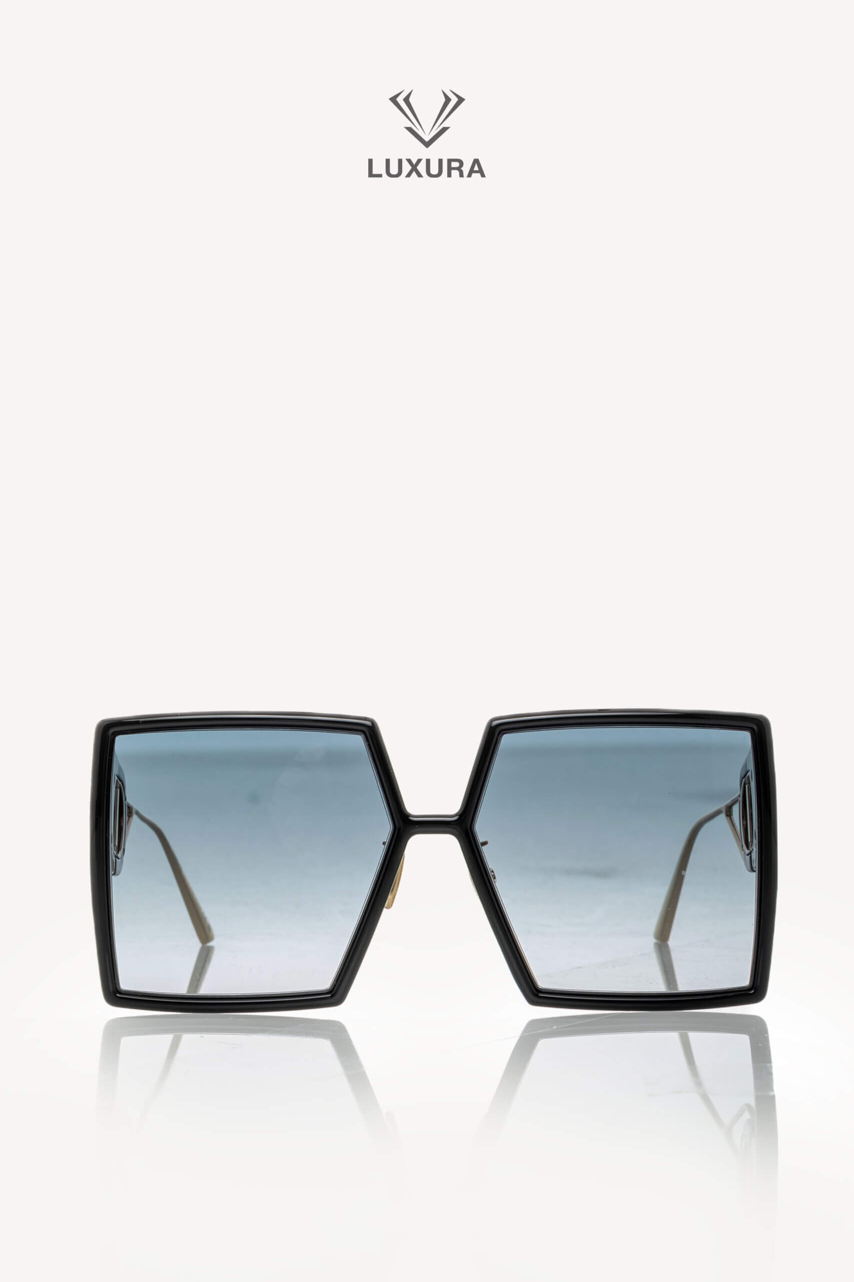 <span style="font-size: 10px;letter-spacing: .15em">HARD TO FIND</span><br> <strong>CHRISTIAN DIOR</strong><br> <div style="margin-top:10px;font-size:16px">Sunglasses 30Montaigne SU 12A1</div><br> - Image 4