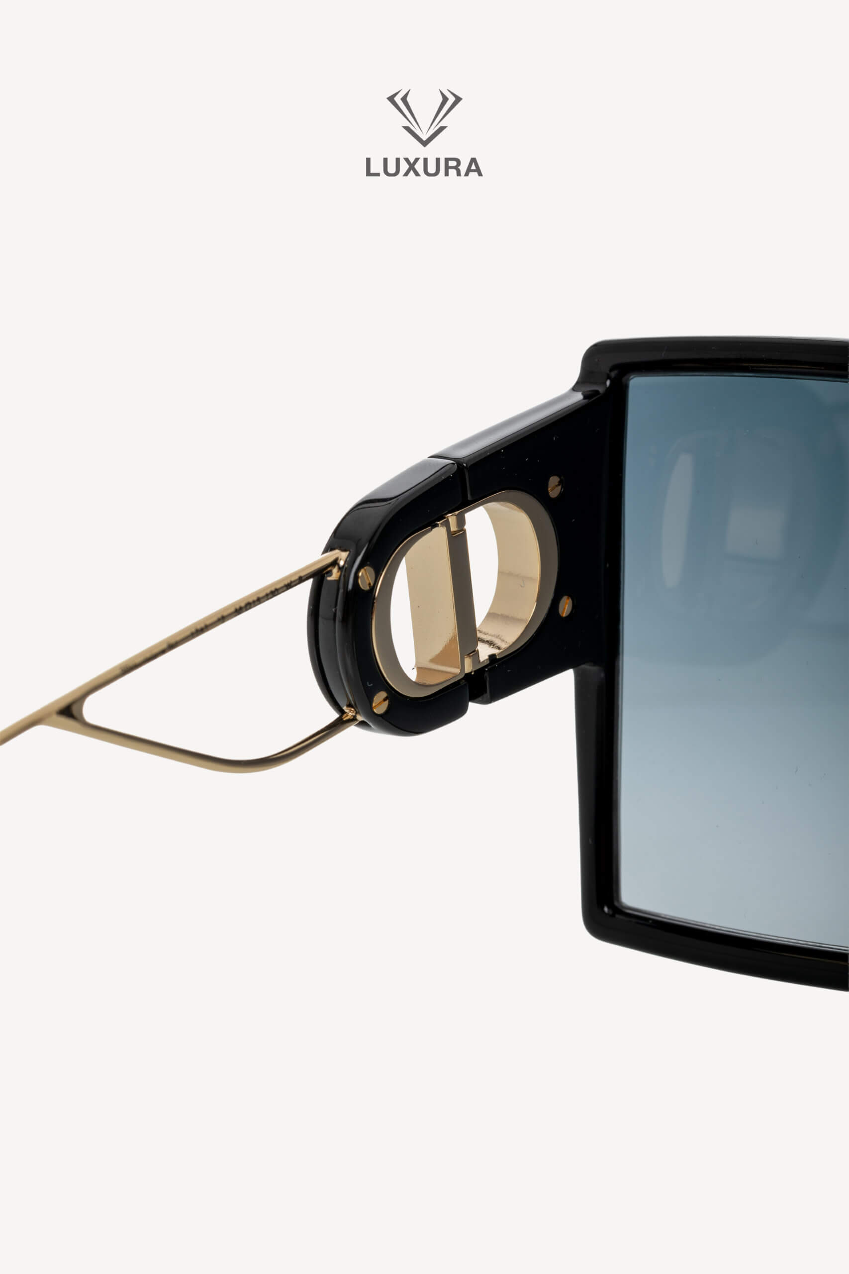 <span style="font-size: 10px;letter-spacing: .15em">HARD TO FIND</span><br> <strong>CHRISTIAN DIOR</strong><br> <div style="margin-top:10px;font-size:16px">Sunglasses 30Montaigne SU 12A1</div><br> - Image 12