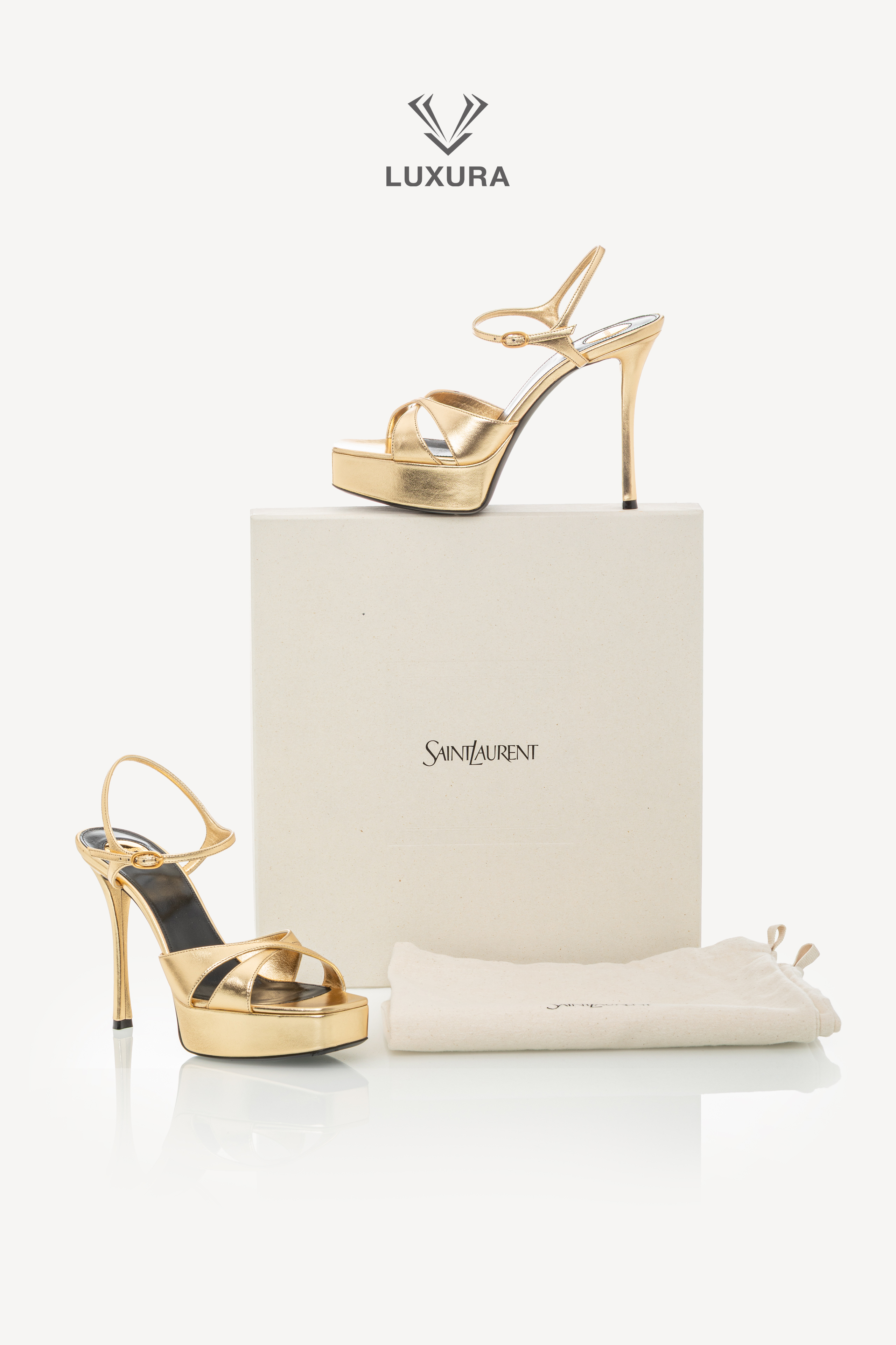<span style="font-size: 10px;letter-spacing: .15em">NEW COLLECTION</span><br>            <strong>SAINT LAURENT</strong><br>            <div style="margin-top:10px;font-size:16px">Metallic Debbie 85 Platform Sandal Gold 38</div><br> - Image 2