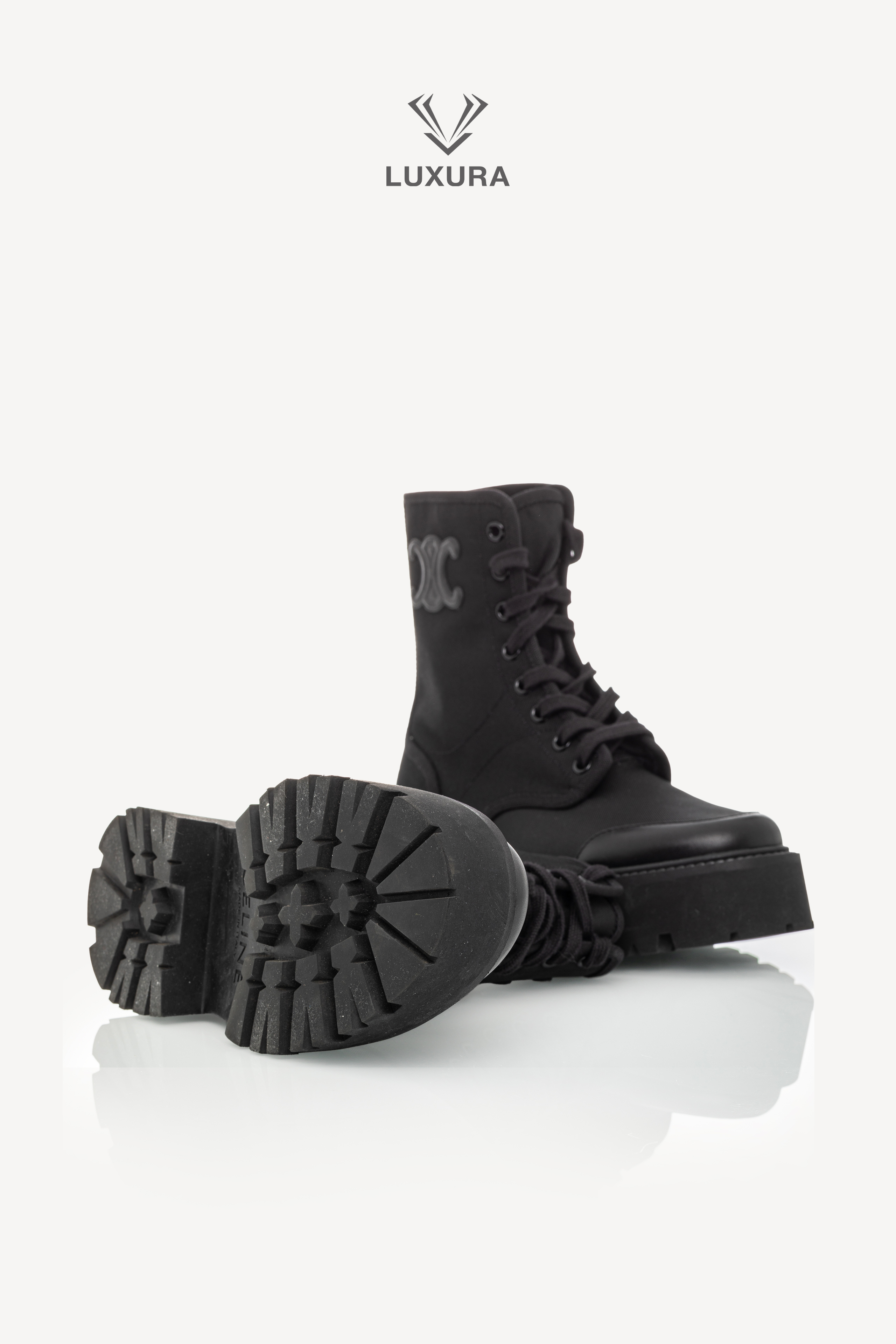 <span style="font-size: 10px;letter-spacing: .15em">NEW COLLECTION</span><br>            <strong>CELINE</strong><br>            <div style="margin-top:10px;font-size:16px">Bulky Laced Up Boot In Nylon And Shinny Bull Black 36 ( true size 36.5 )</div><br> - Image 21
