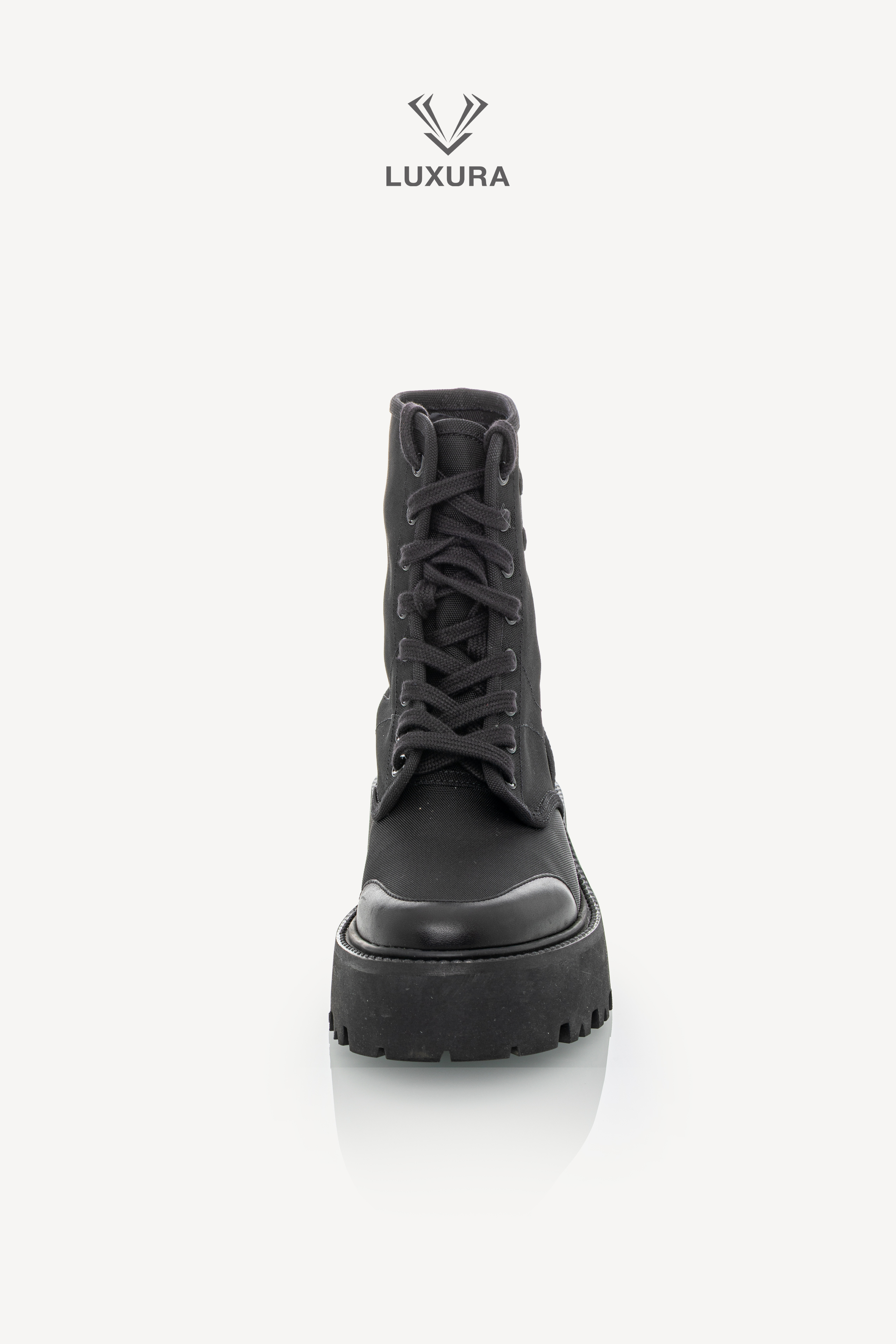 <span style="font-size: 10px;letter-spacing: .15em">NEW COLLECTION</span><br>            <strong>CELINE</strong><br>            <div style="margin-top:10px;font-size:16px">Bulky Laced Up Boot In Nylon And Shinny Bull Black 36 ( true size 36.5 )</div><br> - Image 8