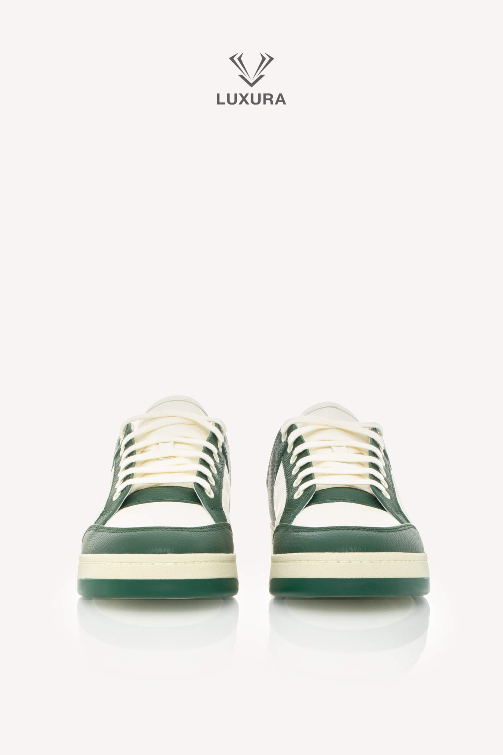 <span style="font-size: 10px;letter-spacing: .15em">BEST DEAL</span><br>            <strong>SAINT LAURENT</strong><br>            <div style="margin-top:10px;font-size:16px">SL/61 Sneakers in Smooth Leather White-Green 43.5</div><br> - Image 6
