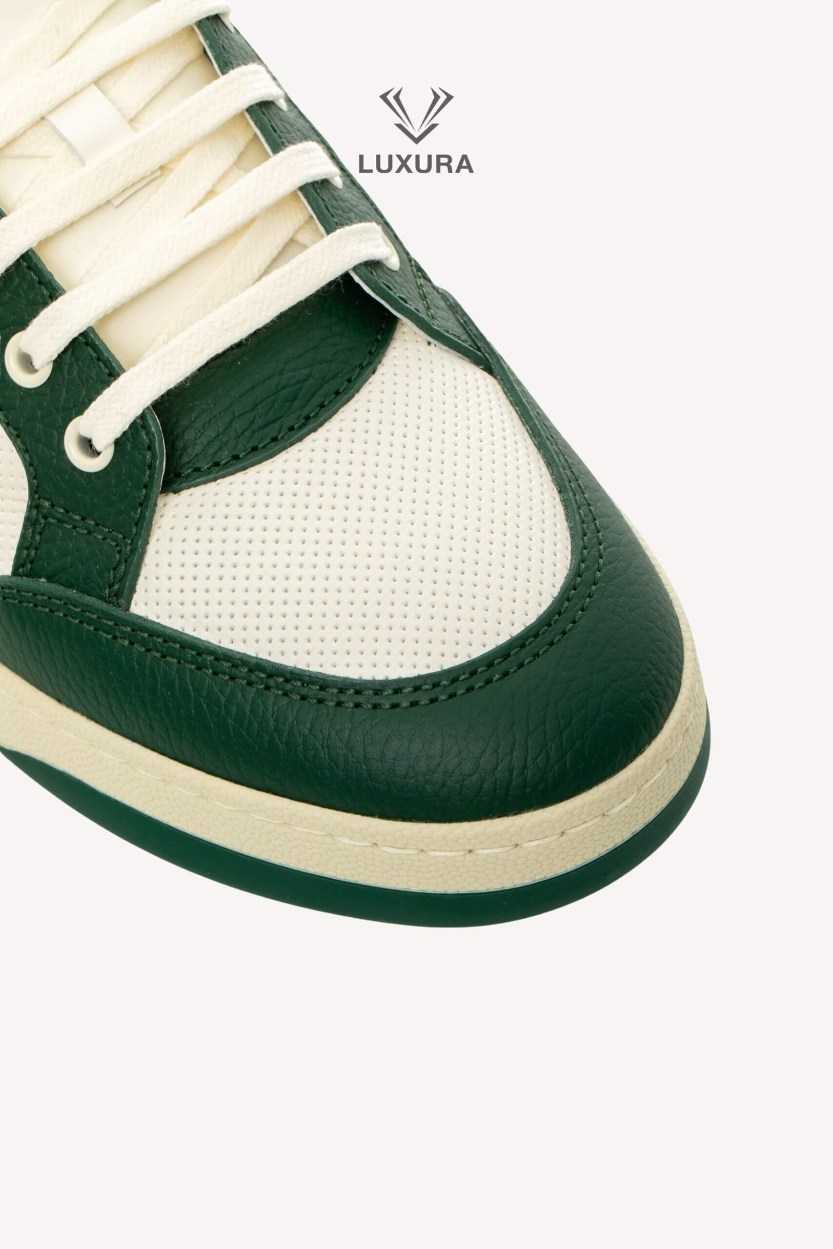 <span style="font-size: 10px;letter-spacing: .15em">BEST DEAL</span><br>            <strong>SAINT LAURENT</strong><br>            <div style="margin-top:10px;font-size:16px">SL/61 Sneakers in Smooth Leather White-Green 43.5</div><br> - Image 14
