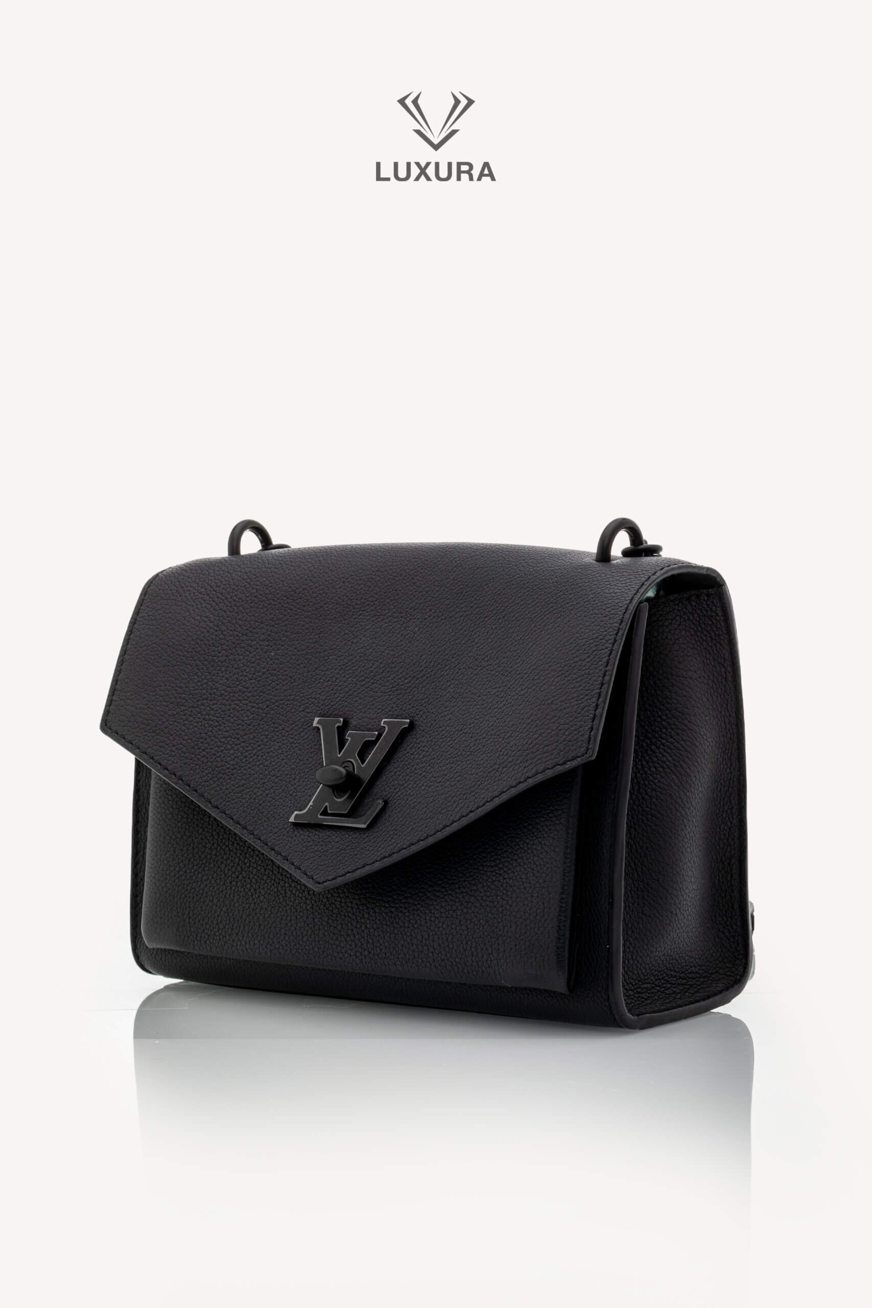 <span style="font-size: 10px;letter-spacing: .15em">HARD TO FIND</span><br>            <strong>LOUIS VUITTON</strong><br>            <div style="margin-top:10px;font-size:16px">Soft Calfskin MyLockMe Chain BB Bag Monochrome</div><br> - Image 9