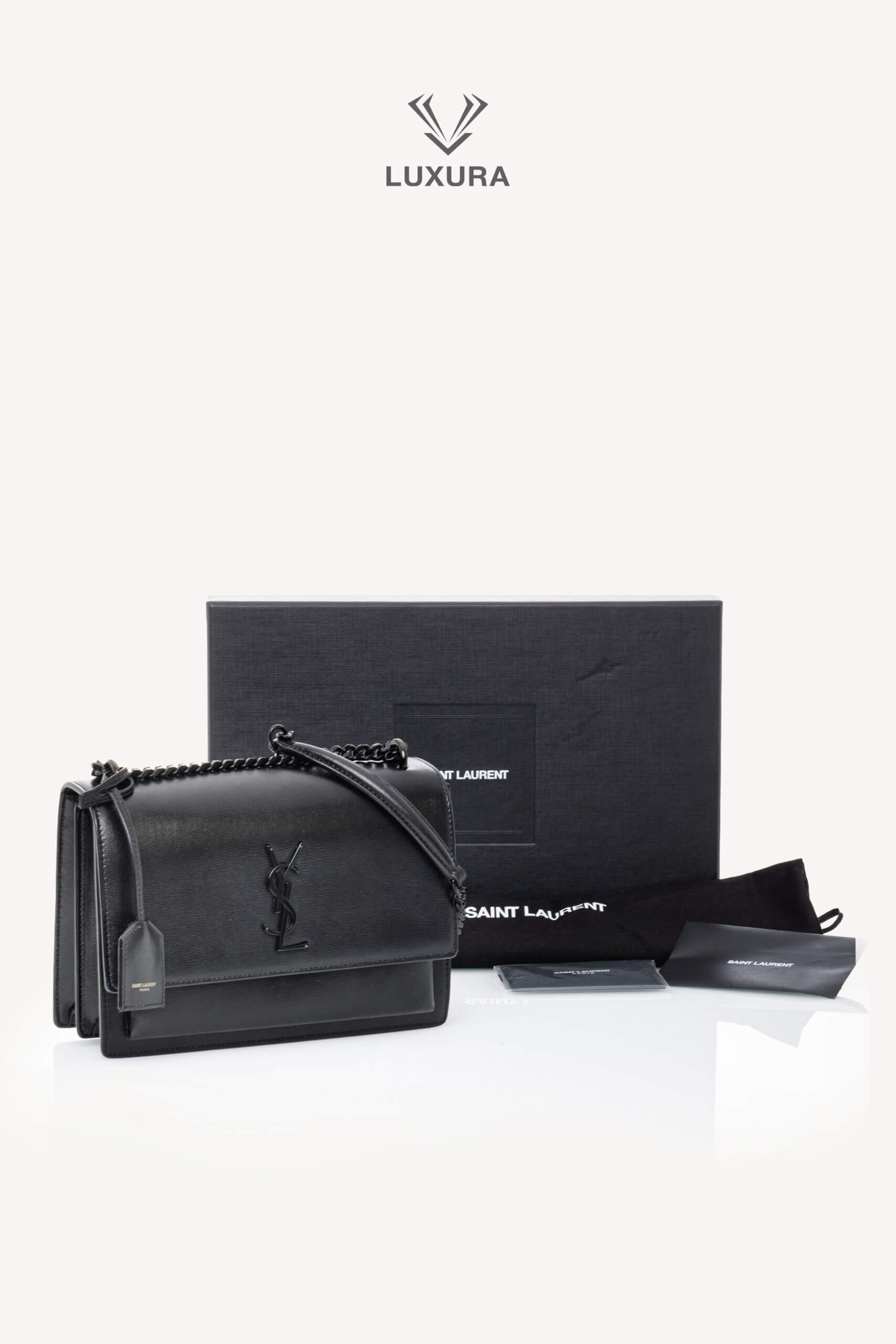 <span style="font-size: 10px;letter-spacing: .15em">HARD TO FIND</span><br>            <strong>SAINT LAURENT</strong><br>            <div style="margin-top:10px;font-size:16px">Sunset Medium in Smooth Leather Black</div><br> - Image 2