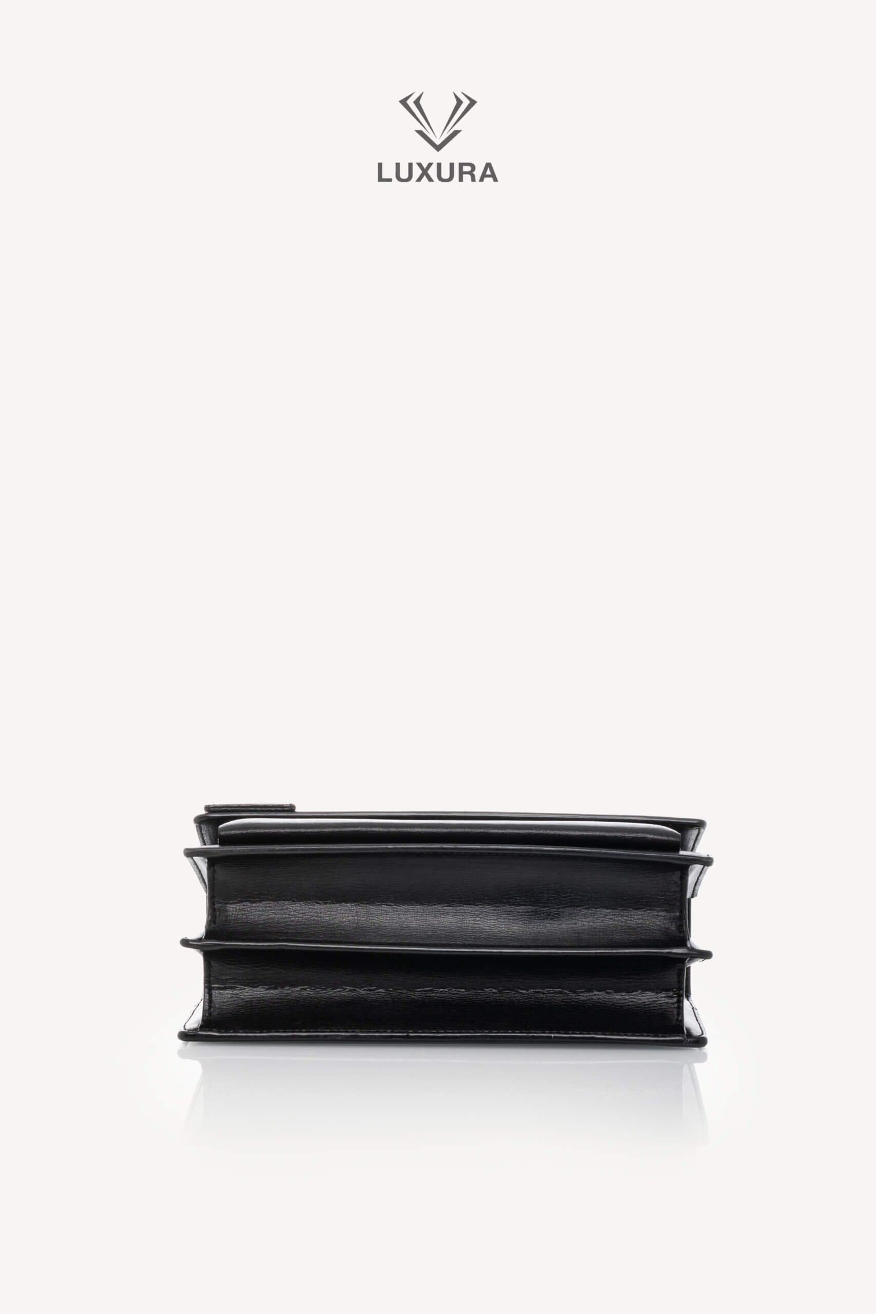 <span style="font-size: 10px;letter-spacing: .15em">HARD TO FIND</span><br>            <strong>SAINT LAURENT</strong><br>            <div style="margin-top:10px;font-size:16px">Sunset Medium in Smooth Leather Black</div><br> - Image 24