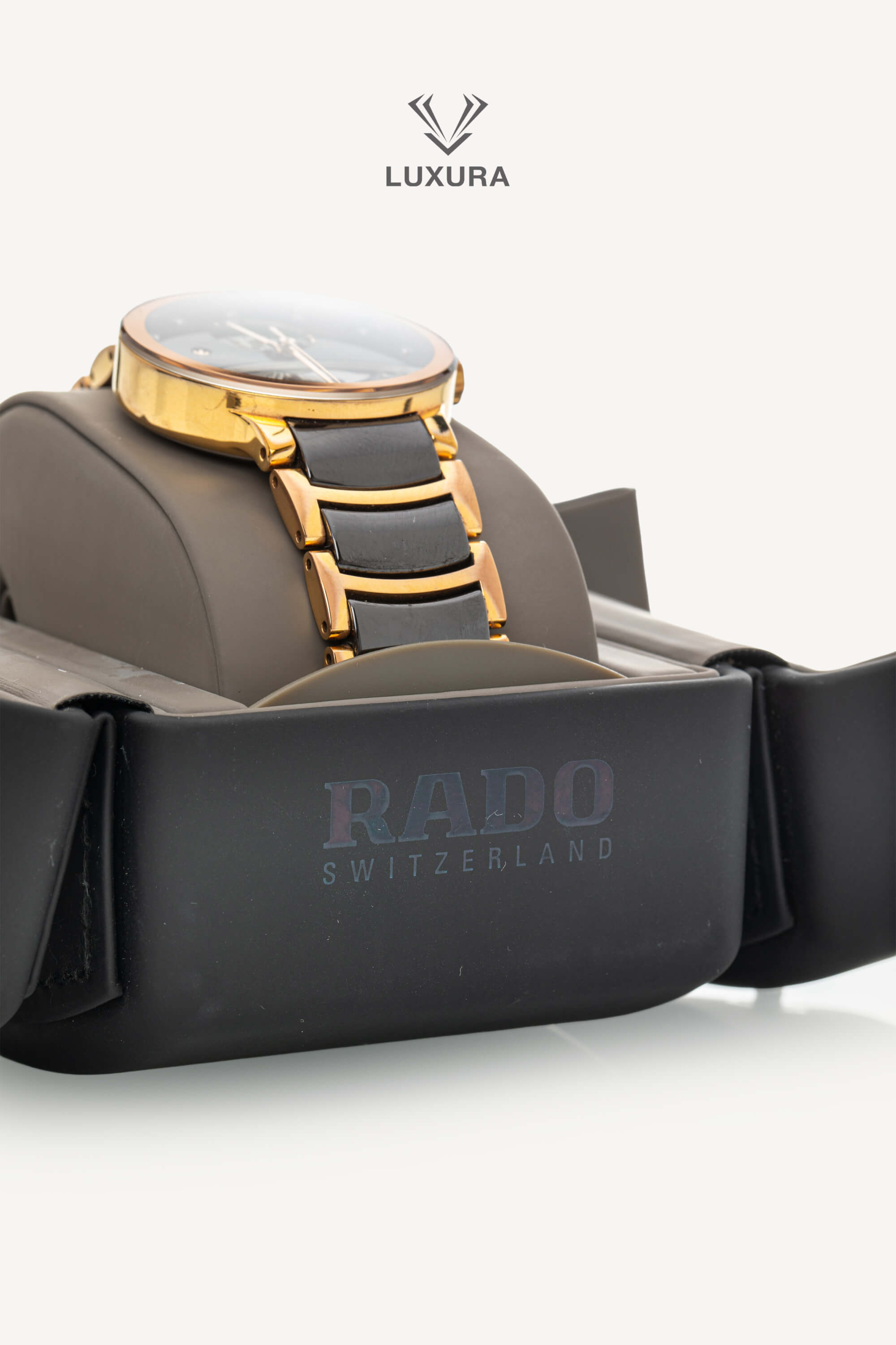 <span style="font-size: 10px; color: rgb(101, 101, 101);letter-spacing: .15em;"> HARD TO FIND</span><br><strong>RADO</strong><br><div style="margin-top:10px; font-size:16px;"> Centrix Automatic Diamonds Open Heart 33 mm </div><br> - Image 10