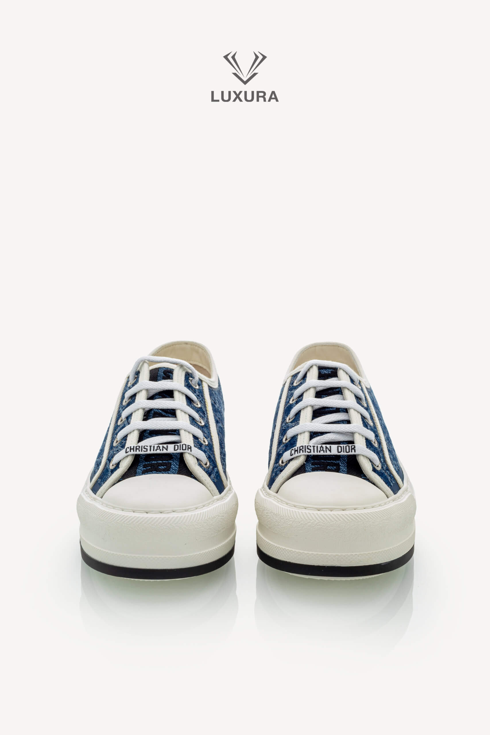 <span style="font-size: 10px;letter-spacing: .15em">NEW COLLECTION</span><br>            <strong>DIOR</strong><br>            <div style="margin-top:10px;font-size:16px">Walk n Dior Platform Sneaker Blue Effect Cotton Denim Embroidered with Dior Oblique Motif 37.5 </div><br> - Image 4