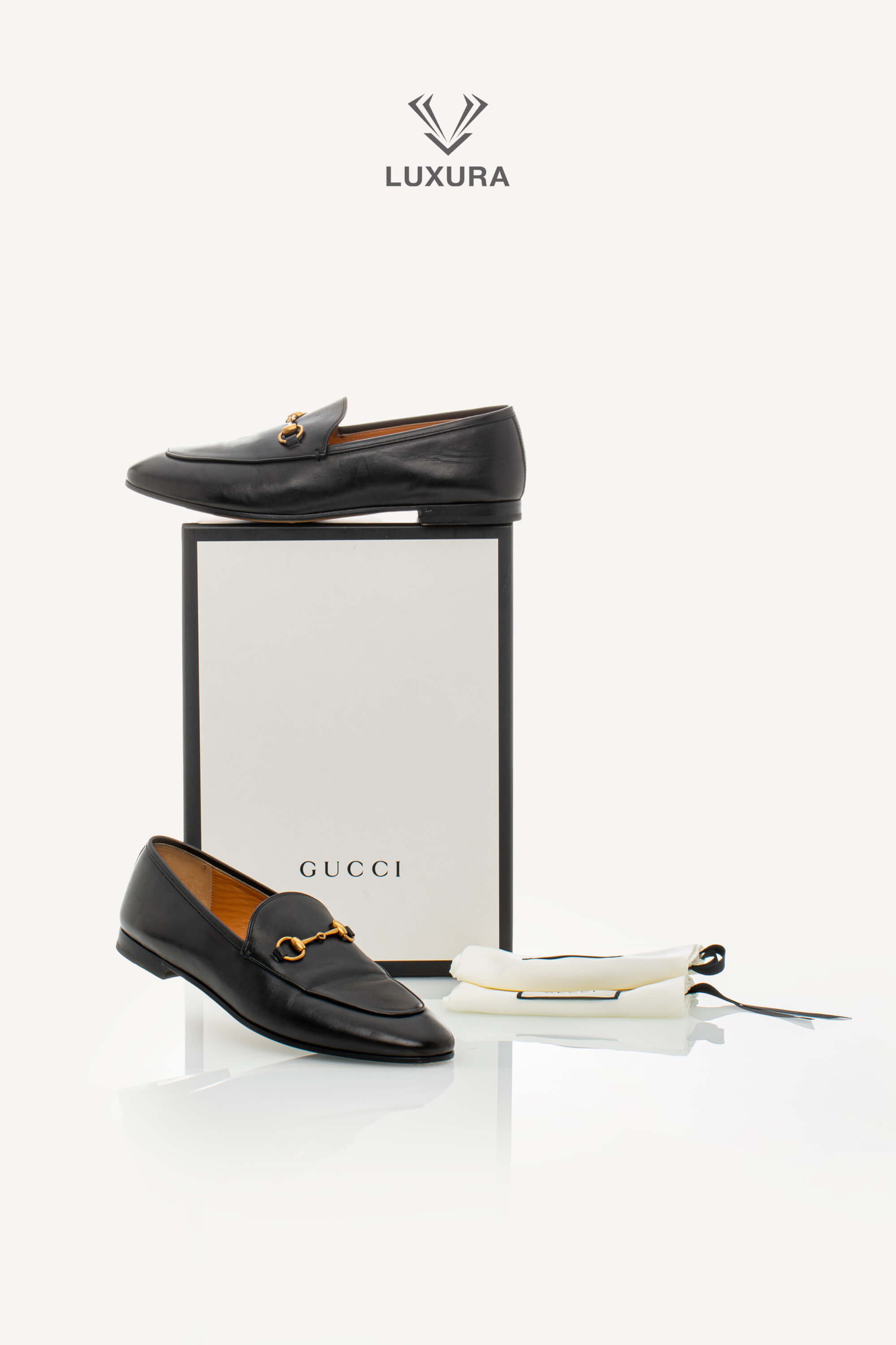<span style="font-size: 10px;letter-spacing: .15em">BEST DEAL</span><br> <strong>GUCCI</strong><br> <div style="margin-top:10px;font-size:16px">Calfskin Jordaan Loafers Black 40.5</div><br> - Image 12