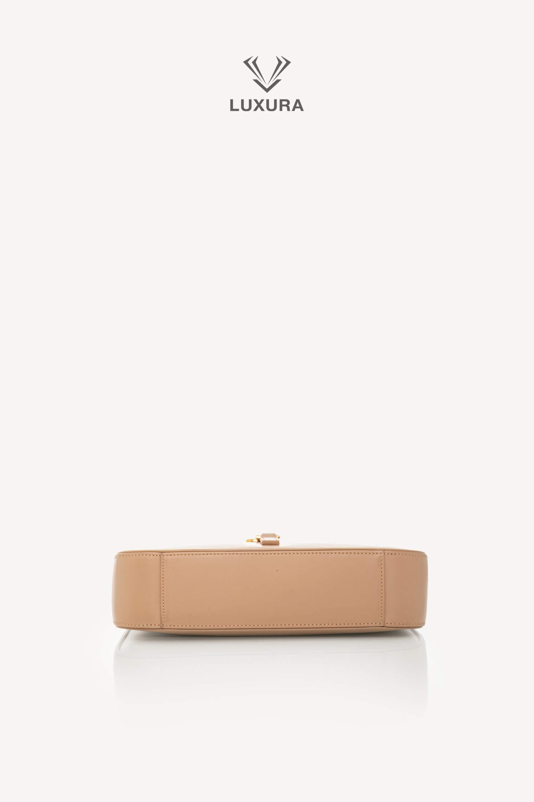 <span style="font-size: 10px;letter-spacing: .15em">NEW COLLECTION</span><br>            <strong>SAINT LAURENT</strong><br>            <div style="margin-top:10px;font-size:16px">Smooth Calfskin Le 5 A 7 Hobo Beige</div><br> - Image 25
