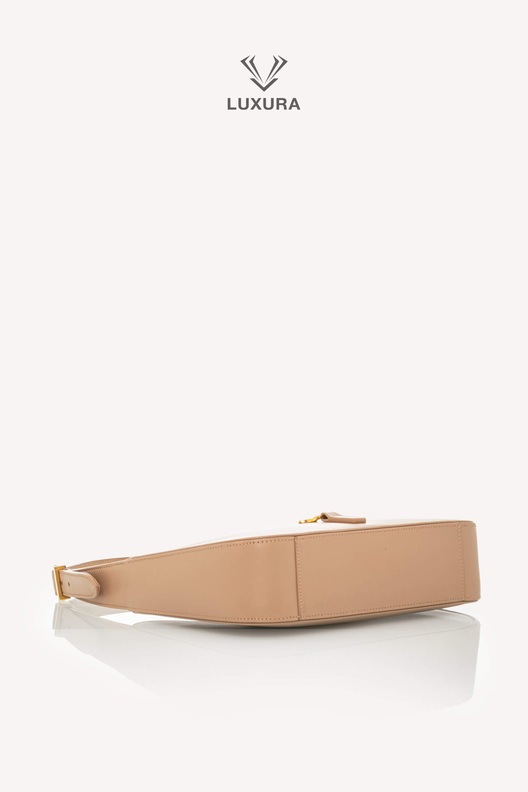 <span style="font-size: 10px;letter-spacing: .15em">NEW COLLECTION</span><br>            <strong>SAINT LAURENT</strong><br>            <div style="margin-top:10px;font-size:16px">Smooth Calfskin Le 5 A 7 Hobo Beige</div><br> - Image 24