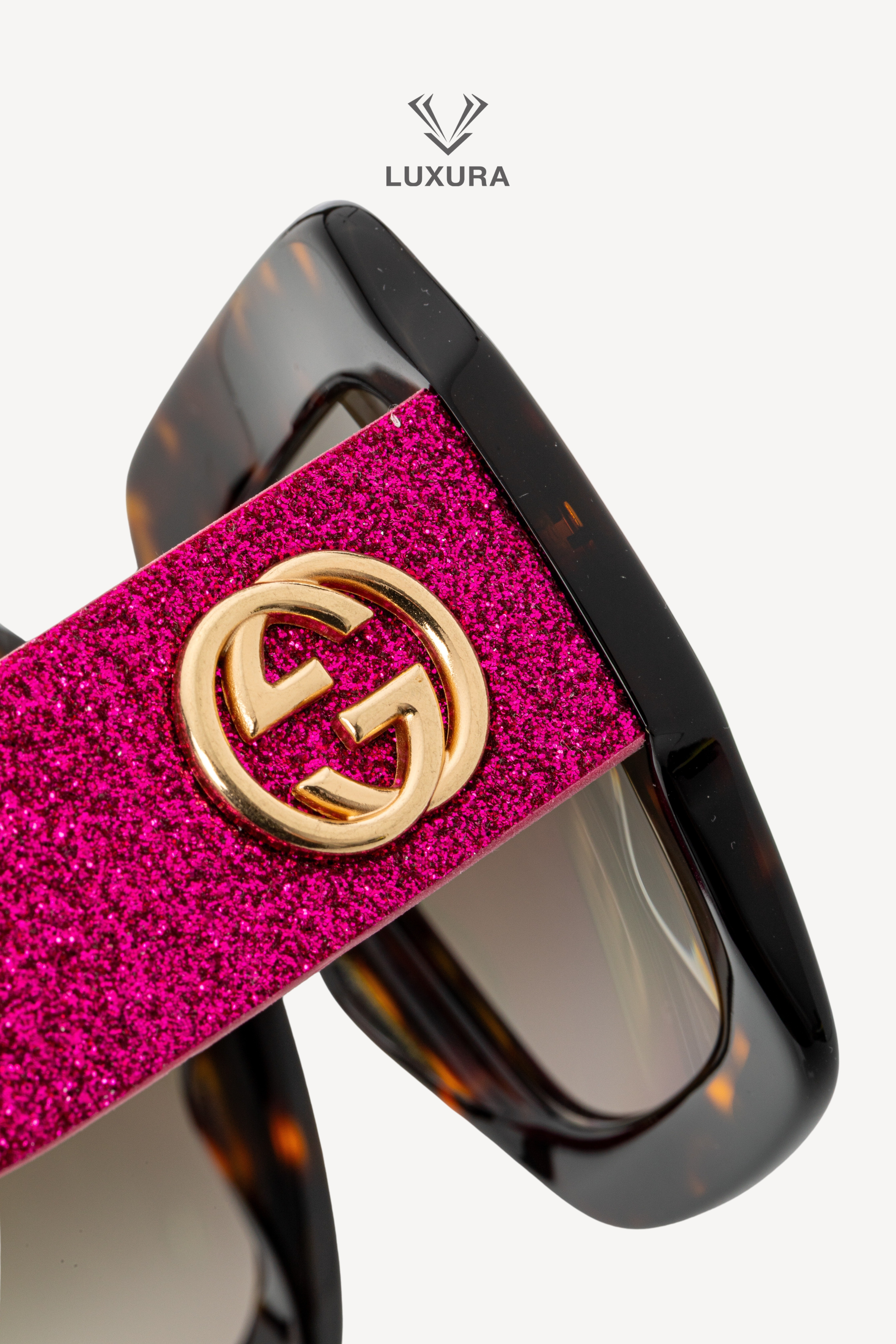 <span style="font-size: 10px; color: rgb(101, 101, 101);letter-spacing: .15em;">HARD TO FIND</span><br><strong> GUCCI </strong><br><div style="margin-top:10px; font-size:16px;">Tortoise Shell Acetate Pink Sunglasses GG0102S-003</div><br> - Image 7