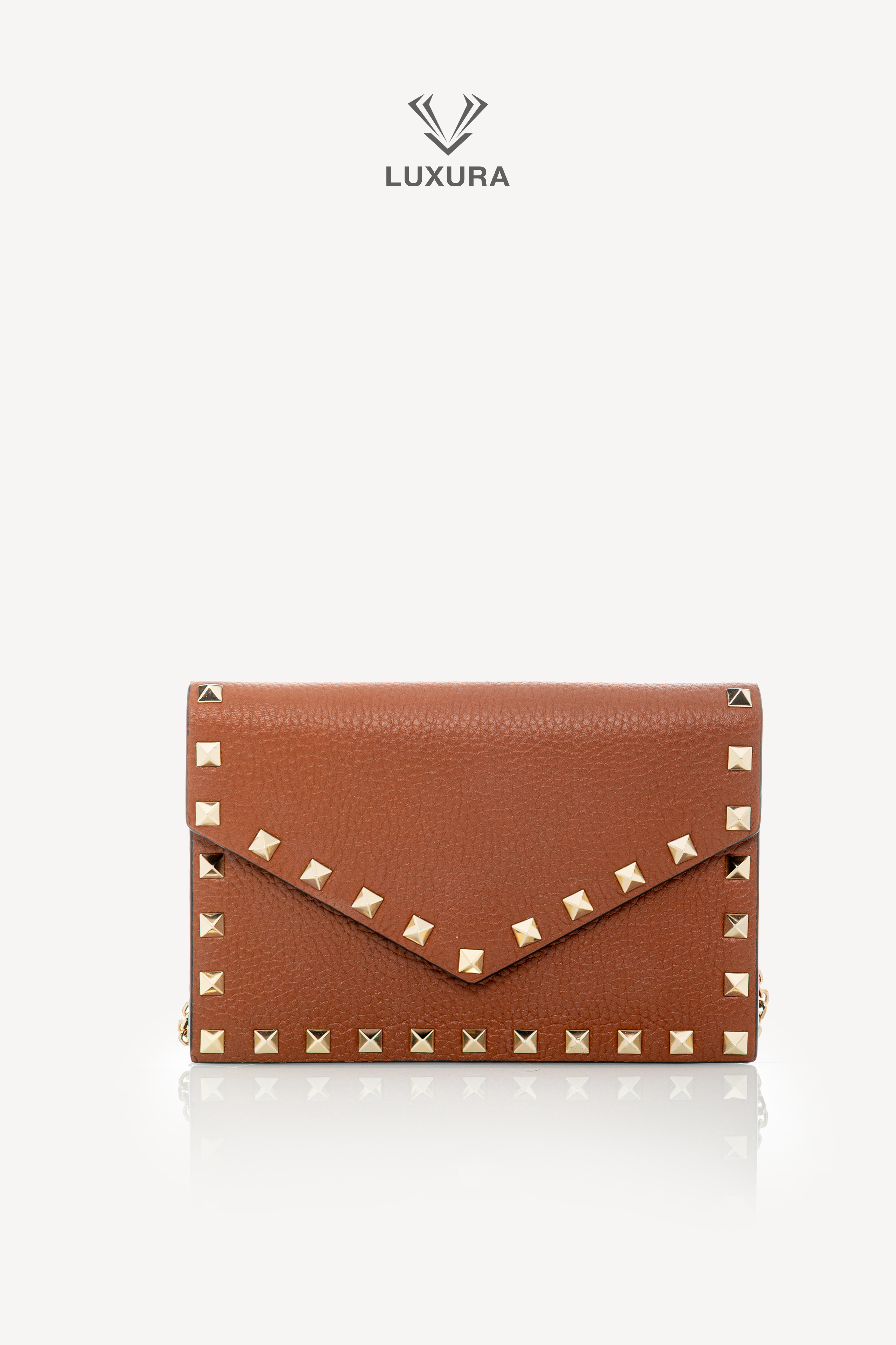 <span style="font-size: 10px;letter-spacing: .15em">HARD TO FIND</span><br>            <strong>VALENTINO</strong><br>            <div style="margin-top:10px;font-size:16px">Garavani Rockstud Chain Shoulder Bag Leather Brown</div><br> - Image 7