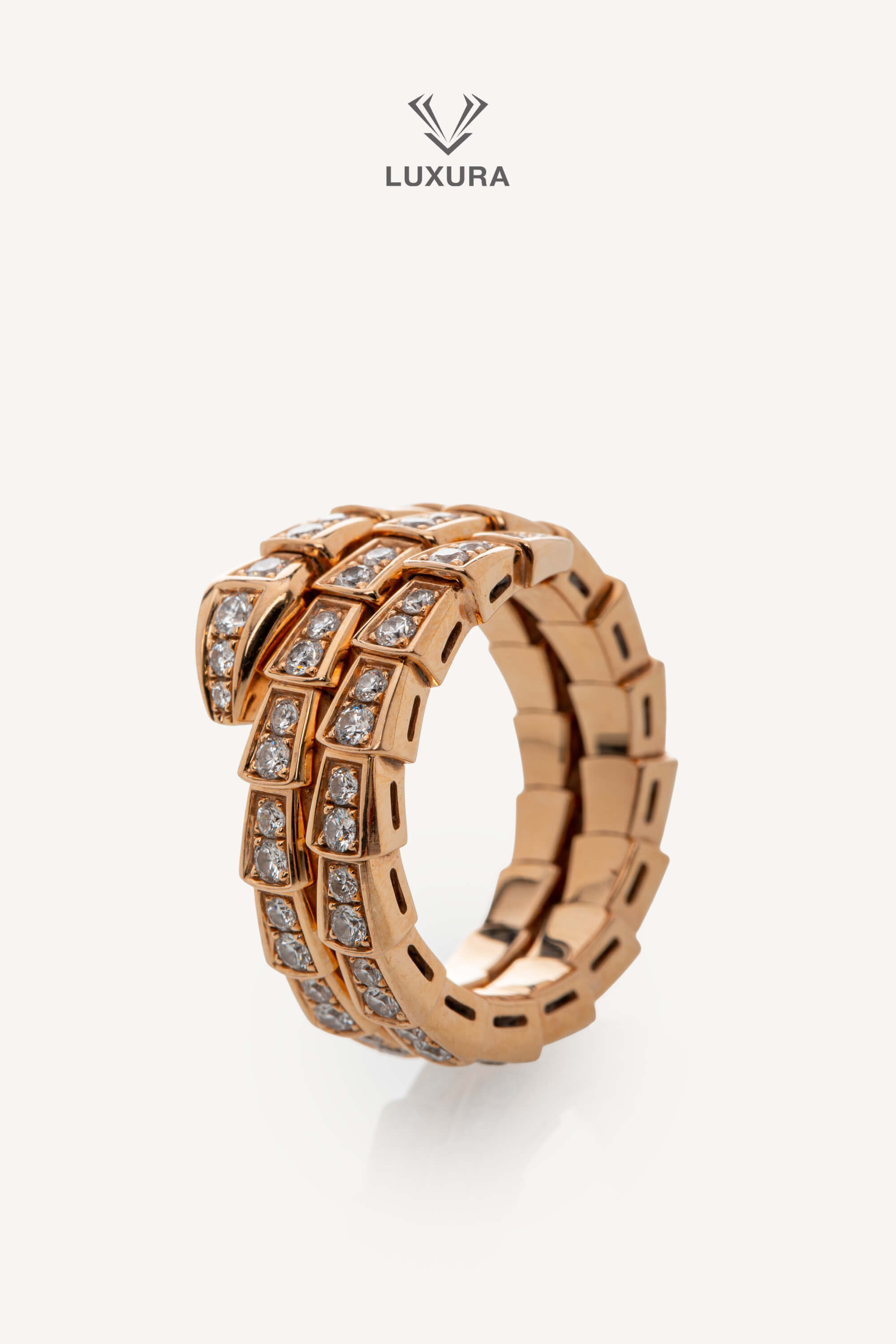 <span style="font-size: 10px; color: rgb(101, 101, 101);letter-spacing: .15em;">HARD TO FIND</span><br><strong> BVLGARI </strong><br><div style="margin-top:10px; font-size:16px;"> Serpenti Viper 18k Rose Gold Ring with full pave Diamonds </div><br> - Image 9