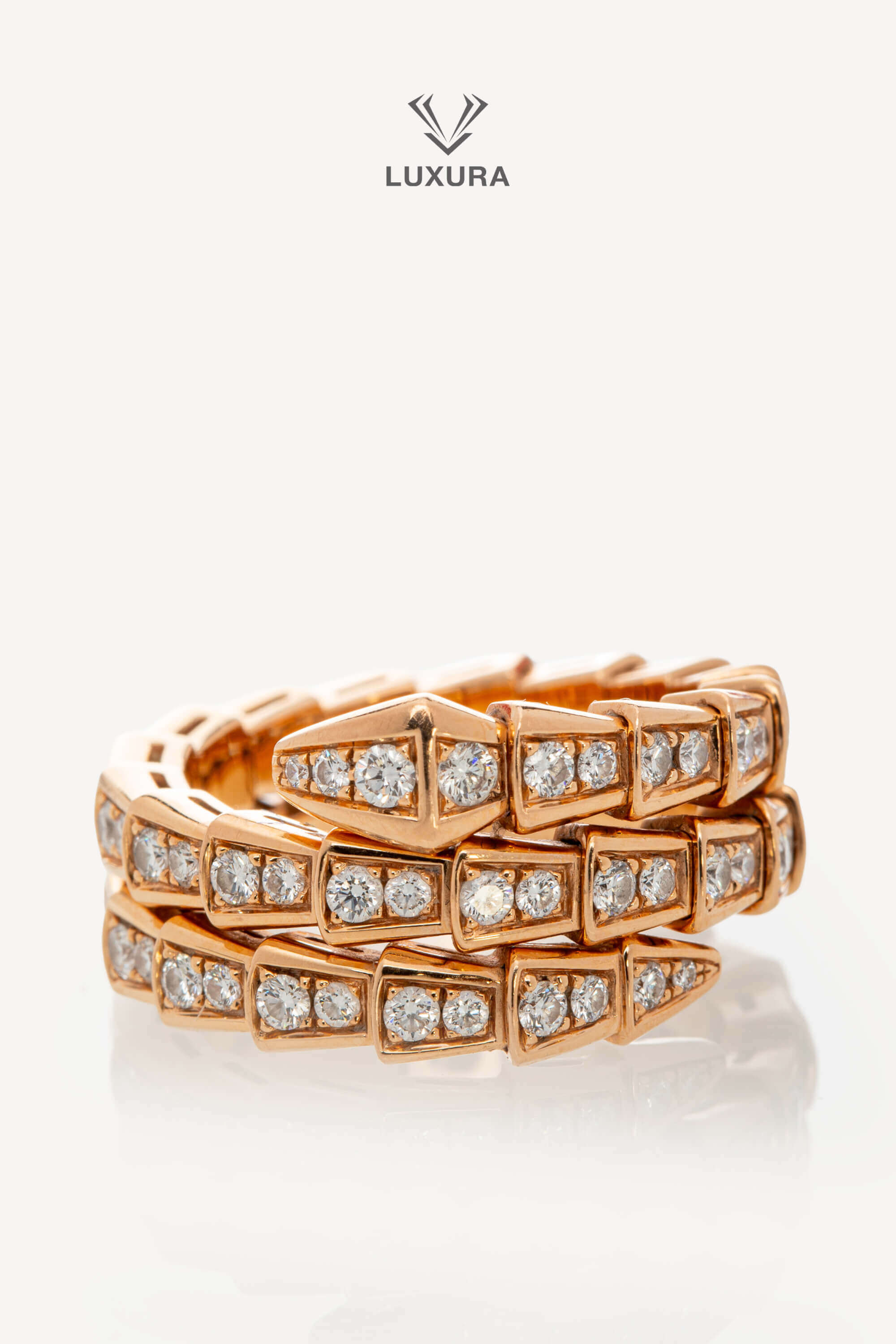 <span style="font-size: 10px; color: rgb(101, 101, 101);letter-spacing: .15em;">HARD TO FIND</span><br><strong> BVLGARI </strong><br><div style="margin-top:10px; font-size:16px;"> Serpenti Viper 18k Rose Gold Ring with full pave Diamonds </div><br> - Image 10