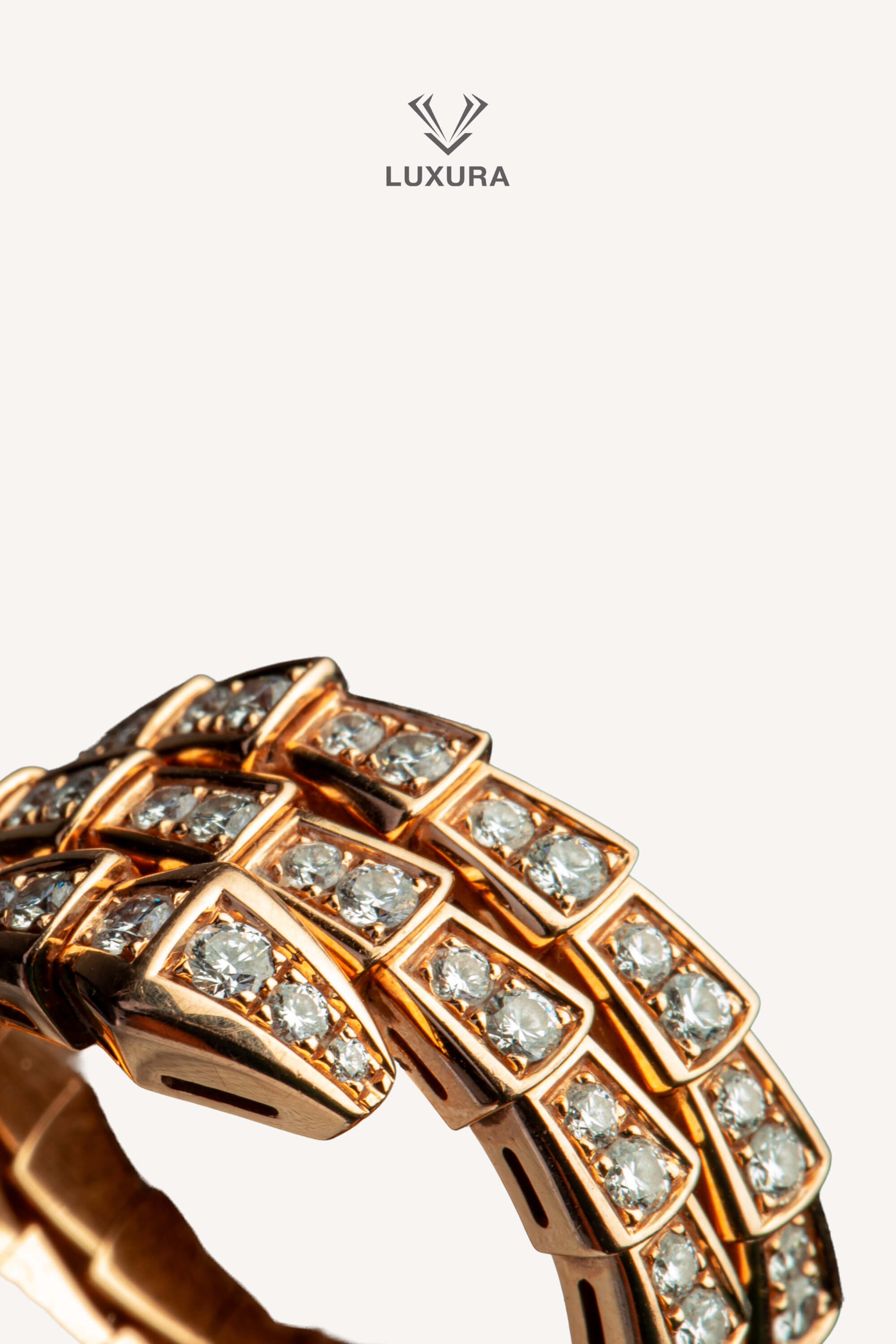 <span style="font-size: 10px; color: rgb(101, 101, 101);letter-spacing: .15em;">HARD TO FIND</span><br><strong> BVLGARI </strong><br><div style="margin-top:10px; font-size:16px;"> Serpenti Viper 18k Rose Gold Ring with full pave Diamonds </div><br> - Image 8