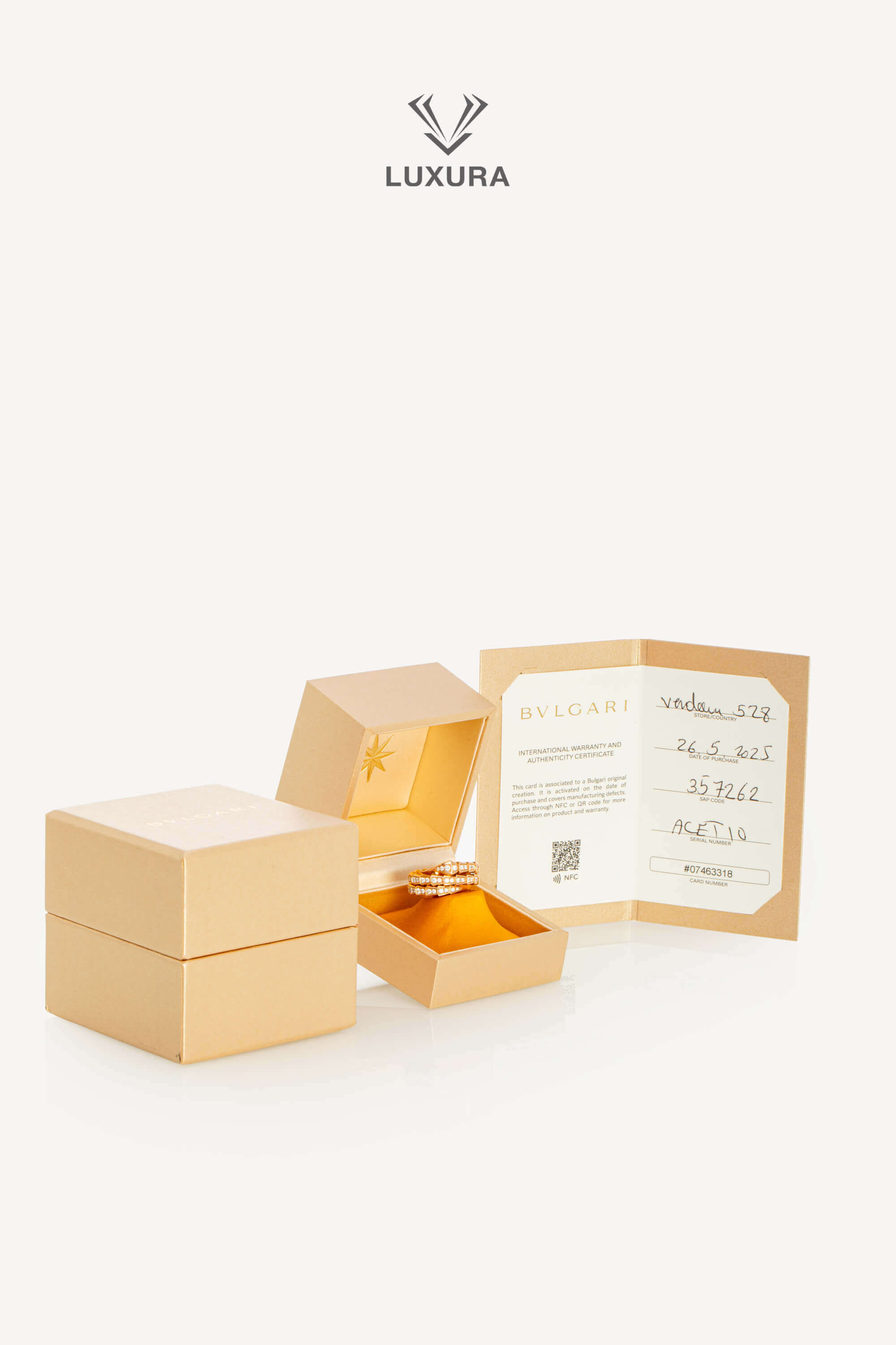 <span style="font-size: 10px; color: rgb(101, 101, 101);letter-spacing: .15em;">HARD TO FIND</span><br><strong> BVLGARI </strong><br><div style="margin-top:10px; font-size:16px;"> Serpenti Viper 18k Rose Gold Ring with full pave Diamonds </div><br> - Image 16