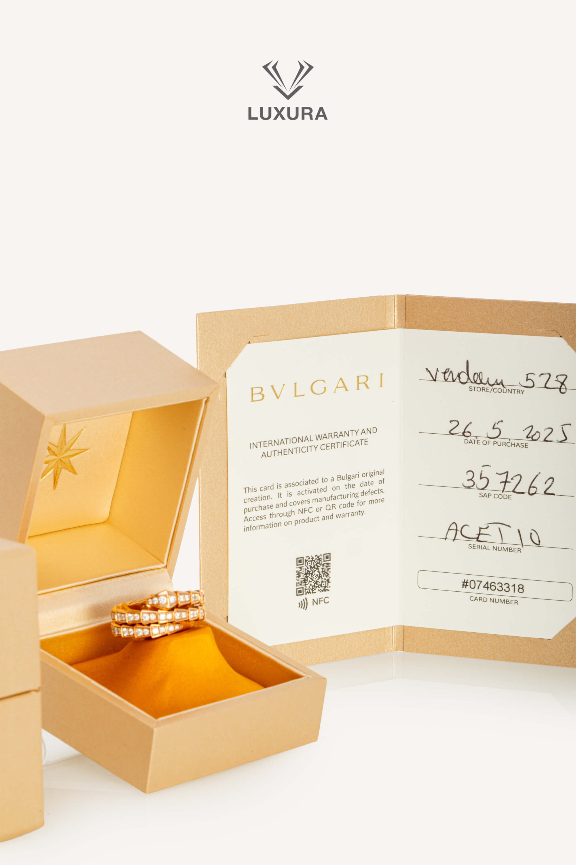 <span style="font-size: 10px; color: rgb(101, 101, 101);letter-spacing: .15em;">HARD TO FIND</span><br><strong> BVLGARI </strong><br><div style="margin-top:10px; font-size:16px;"> Serpenti Viper 18k Rose Gold Ring with full pave Diamonds </div><br> - Image 15