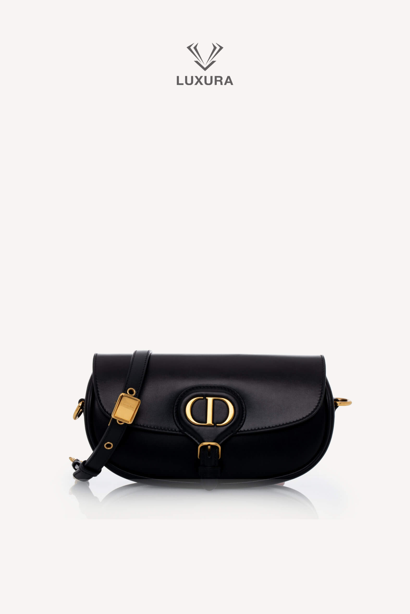 <span style="font-size: 10px;letter-spacing: .15em">HARD TO FIND</span><br>            <strong>CHRISTIAN DIOR</strong><br>            <div style="margin-top:10px;font-size:16px">Bobby East-West Bag Grained Calfskin Black</div><br>