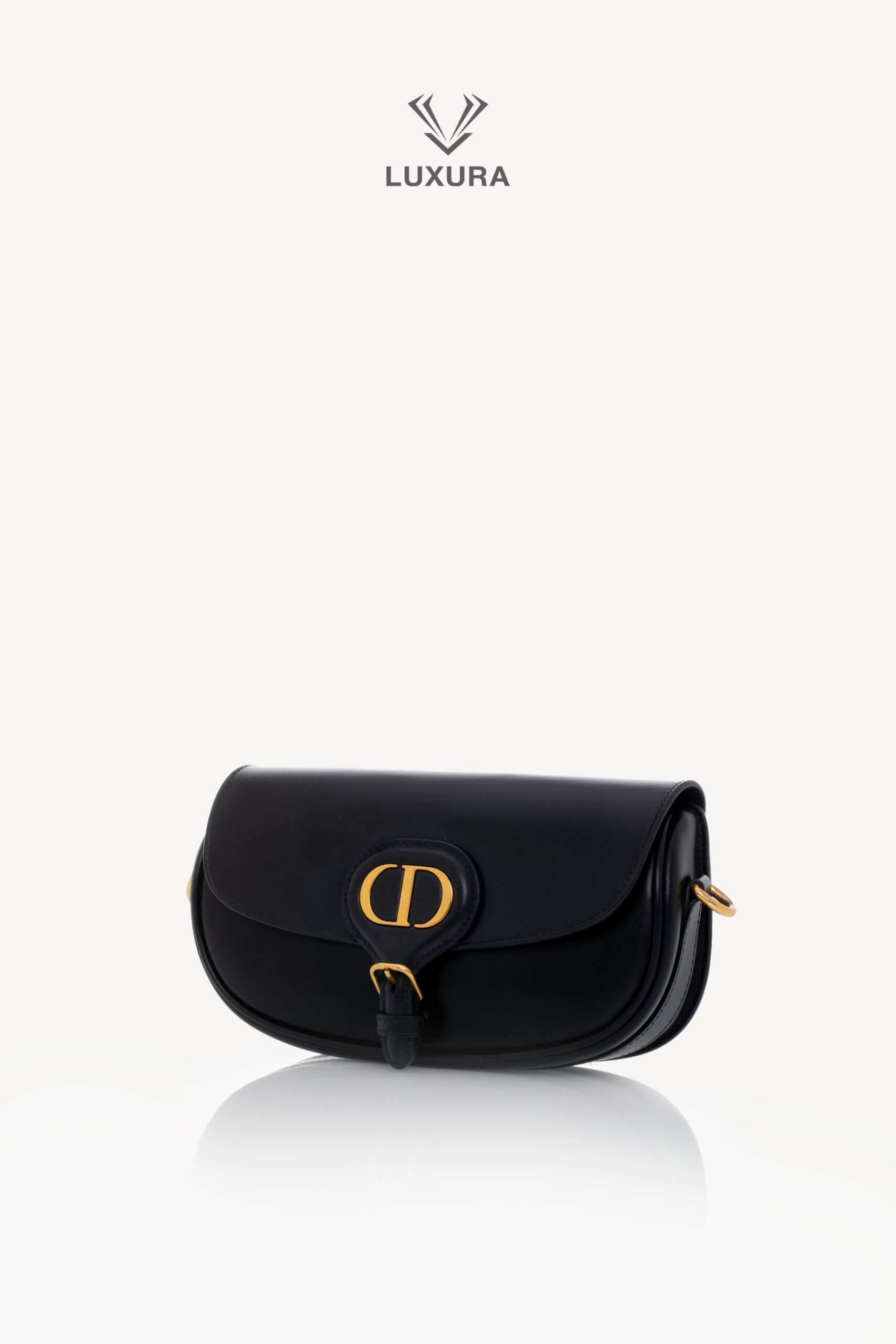 <span style="font-size: 10px;letter-spacing: .15em">HARD TO FIND</span><br>            <strong>CHRISTIAN DIOR</strong><br>            <div style="margin-top:10px;font-size:16px">Bobby East-West Bag Grained Calfskin Black</div><br> - Image 8