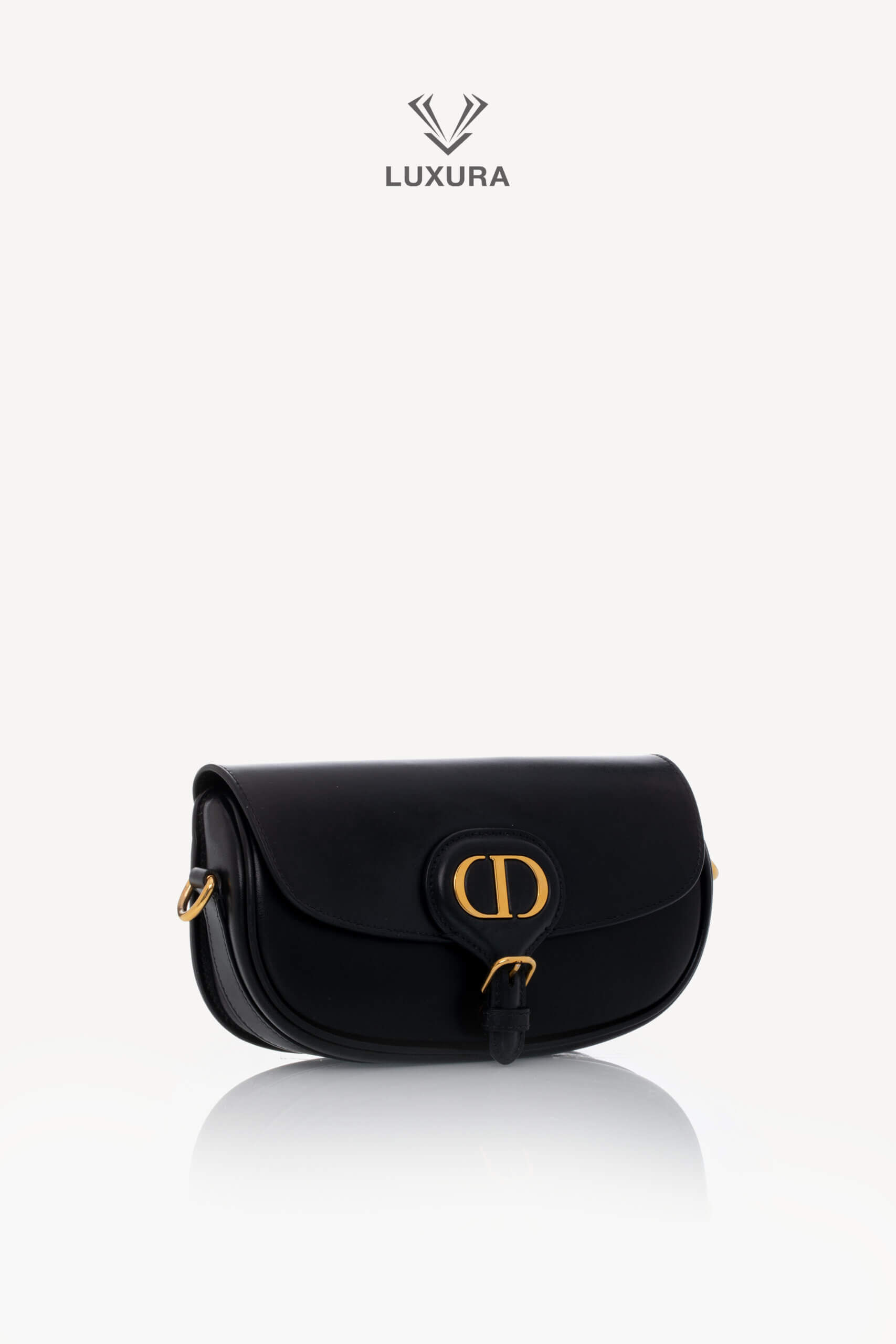 <span style="font-size: 10px;letter-spacing: .15em">HARD TO FIND</span><br>            <strong>CHRISTIAN DIOR</strong><br>            <div style="margin-top:10px;font-size:16px">Bobby East-West Bag Grained Calfskin Black</div><br> - Image 3