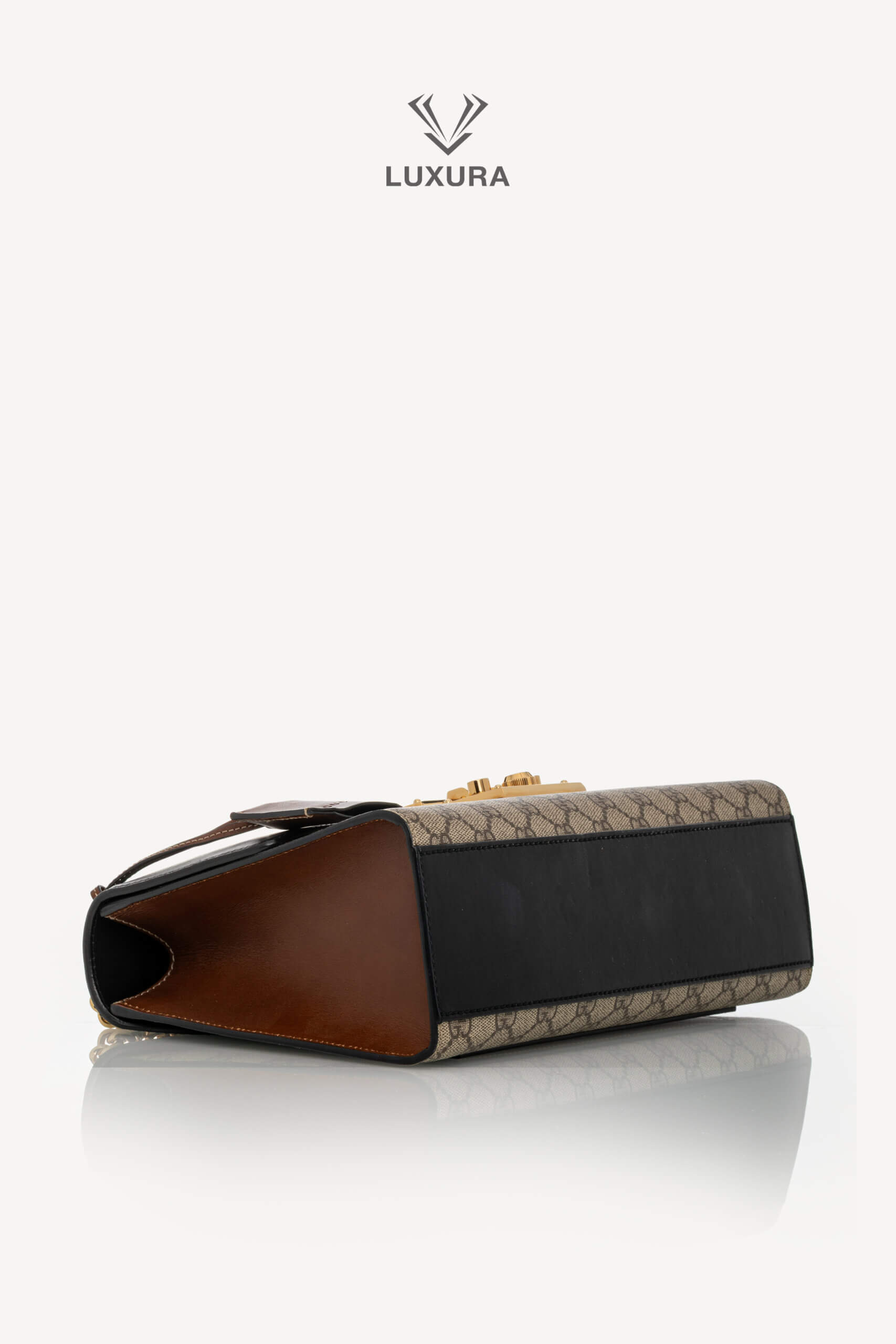 <span style="font-size: 10px;letter-spacing: .15em">IN TRENDING</span><br> <strong>GUCCI</strong><br> <div style="margin-top:10px;font-size:16px">Supreme Monogram Calfskin Medium Padlock Shoulder Bag Brown Black</div><br> - Image 27