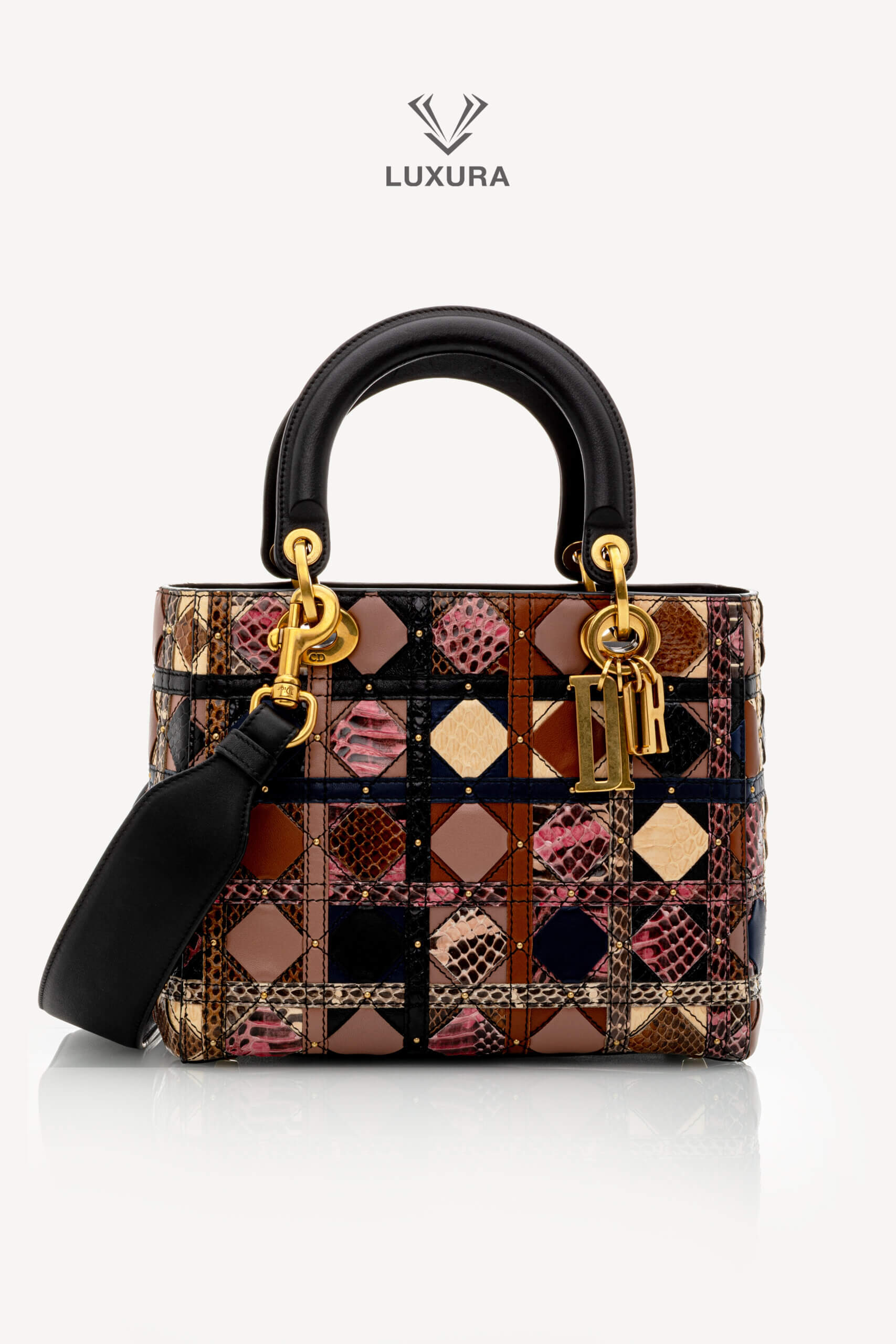 <span style="font-size: 10px;letter-spacing: .15em">HARD TO FIND</span><br><strong>Dior</strong><br><div style="margin-top:10px;font-size:16px">Supple Medium Lady Patchwork Cannage Leather and Exotics Leather</div><br>