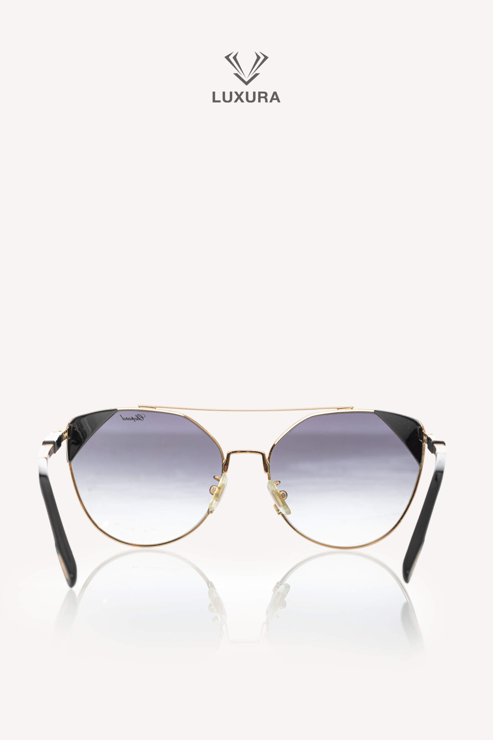 <span style="font-size: 10px;letter-spacing: .15em">HARD TO FIND</span><br> <strong>CHOPARD</strong><br> <div style="margin-top:10px;font-size:16px">SCHC40 300 Sunglasses Black</div><br> - Image 6