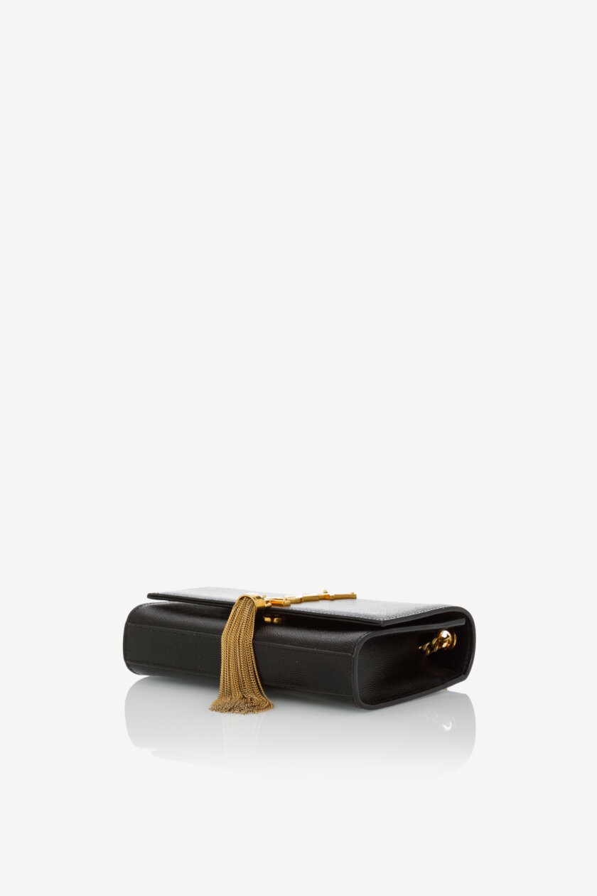 <span style="font-size: 10px; color: rgb(101, 101, 101);letter-spacing: .15em;">HARD TO FIND</span><br><strong> SAINT LAURENT </strong><br><div style="margin-top:10px; font-size:16px;">Small Kate Tassel Croc Embossed Shoulder Bag</div><br> - Image 21