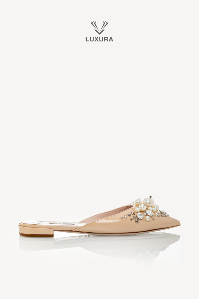 <span style="font-size: 10px;letter-spacing: .15em">BEST DEAL</span><br>            <strong>MIU MIU</strong><br>            <div style="margin-top:10px;font-size:16px">Patent Leather Faux Pearl Embellished Pointed Toe Mules Nude 37.5</div><br>
