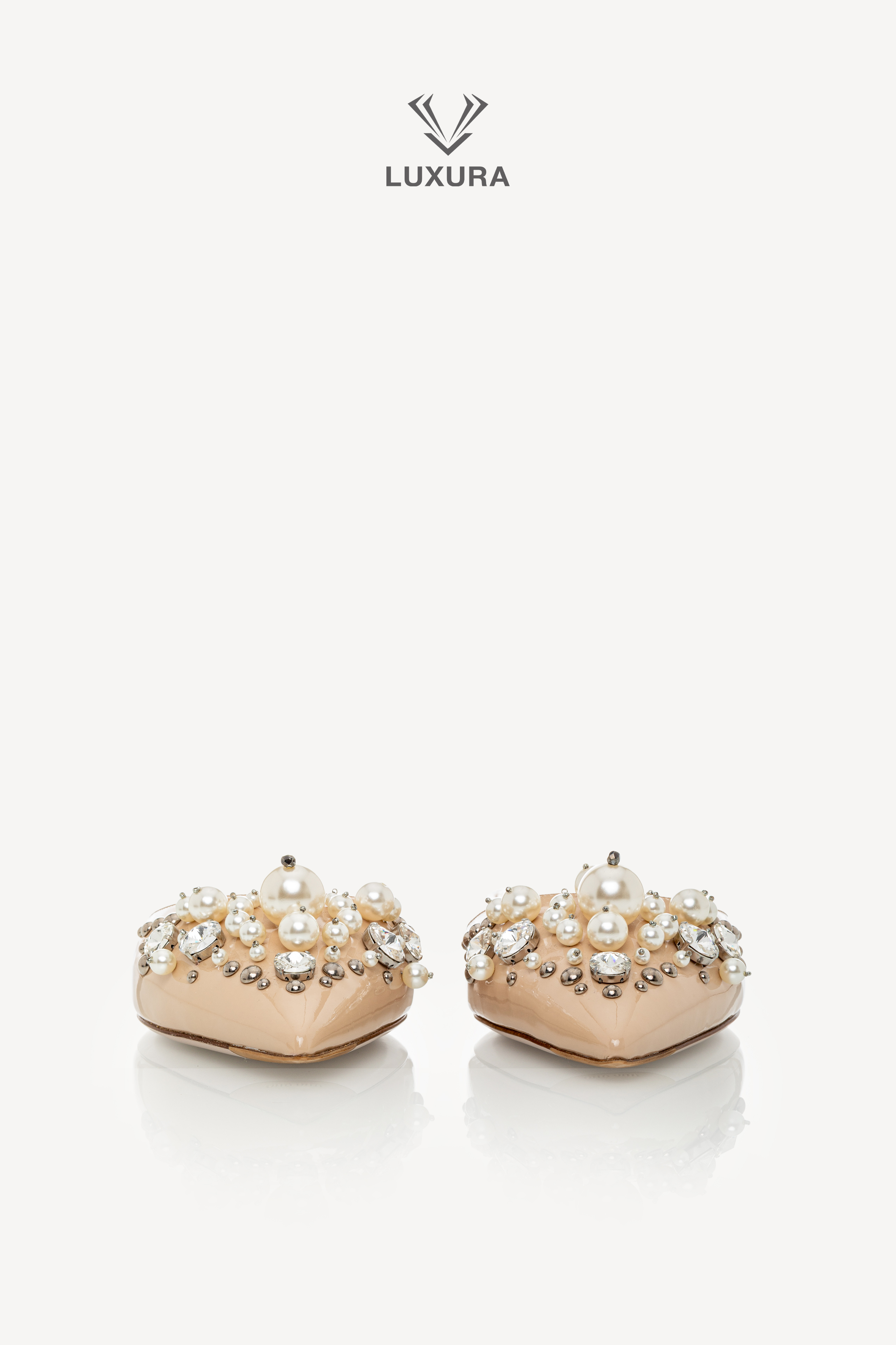 <span style="font-size: 10px;letter-spacing: .15em">BEST DEAL</span><br> <strong>MIU MIU</strong><br> <div style="margin-top:10px;font-size:16px">Patent Leather Faux Pearl Embellished Pointed Toe Mules Nude 37.5</div><br> - Image 7