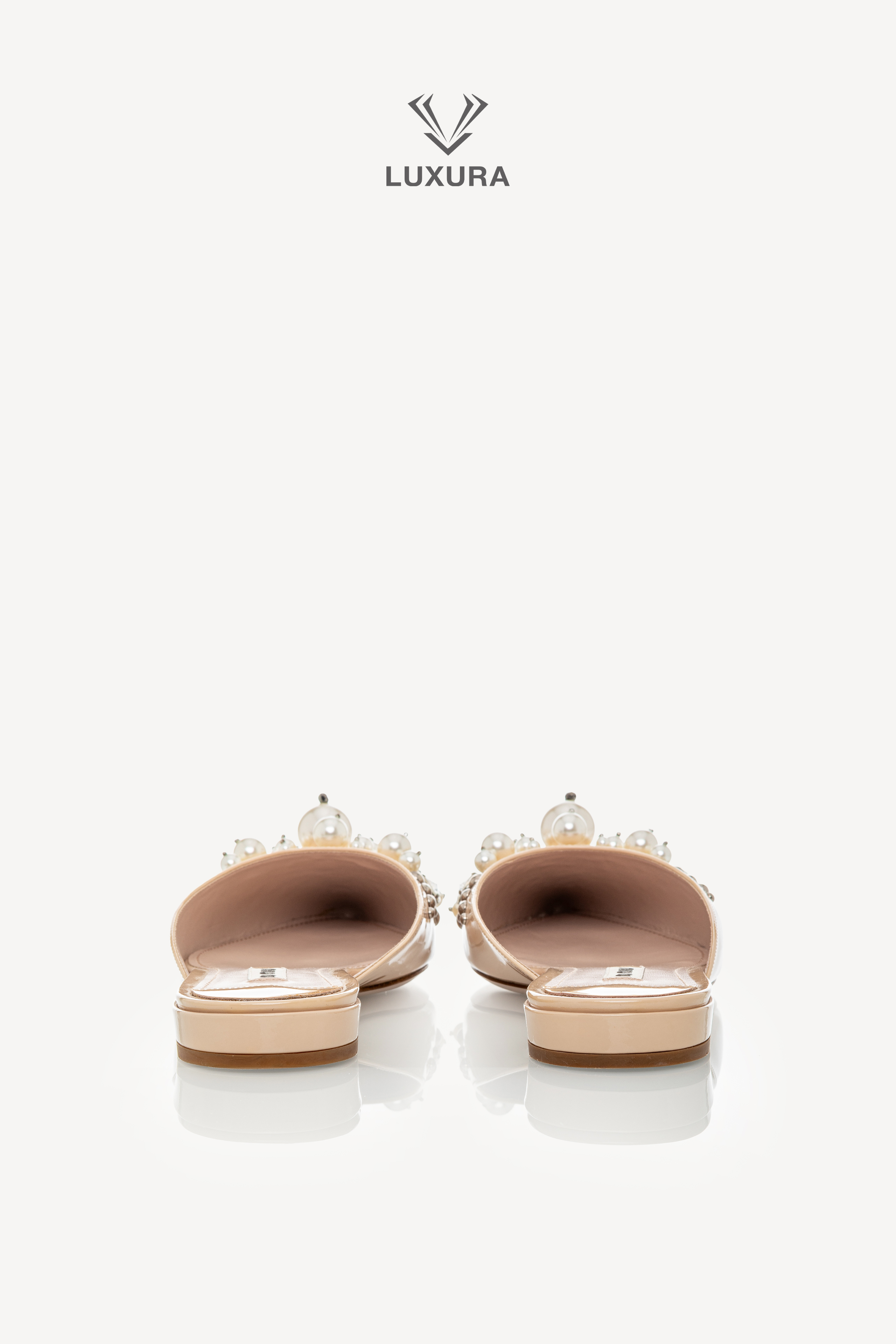 <span style="font-size: 10px;letter-spacing: .15em">BEST DEAL</span><br> <strong>MIU MIU</strong><br> <div style="margin-top:10px;font-size:16px">Patent Leather Faux Pearl Embellished Pointed Toe Mules Nude 37.5</div><br> - Image 8