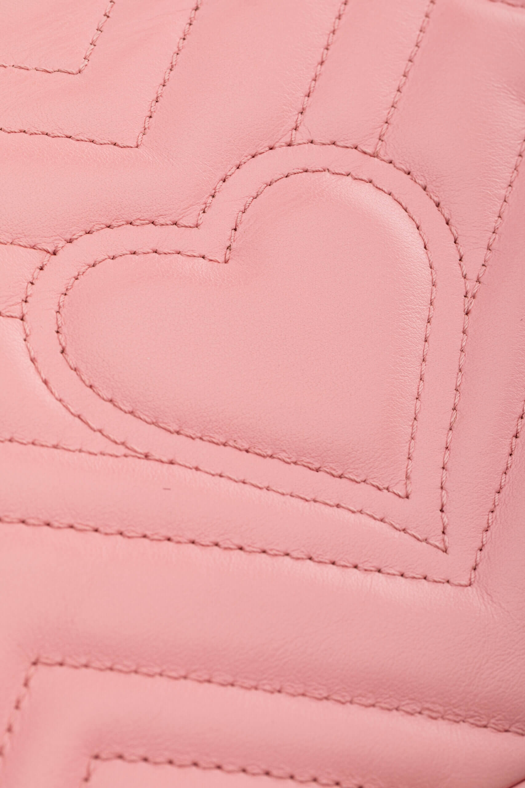 <span style="font-size: 10px;letter-spacing: .15em">BEST DEAL</span><br> <strong>GUCCI</strong><br> <div style="margin-top:10px;font-size:16px">Calfskin Matelasse Mini GG Marmont Top Handle Shoulder Bag Wild Rose</div><br> - Image 13