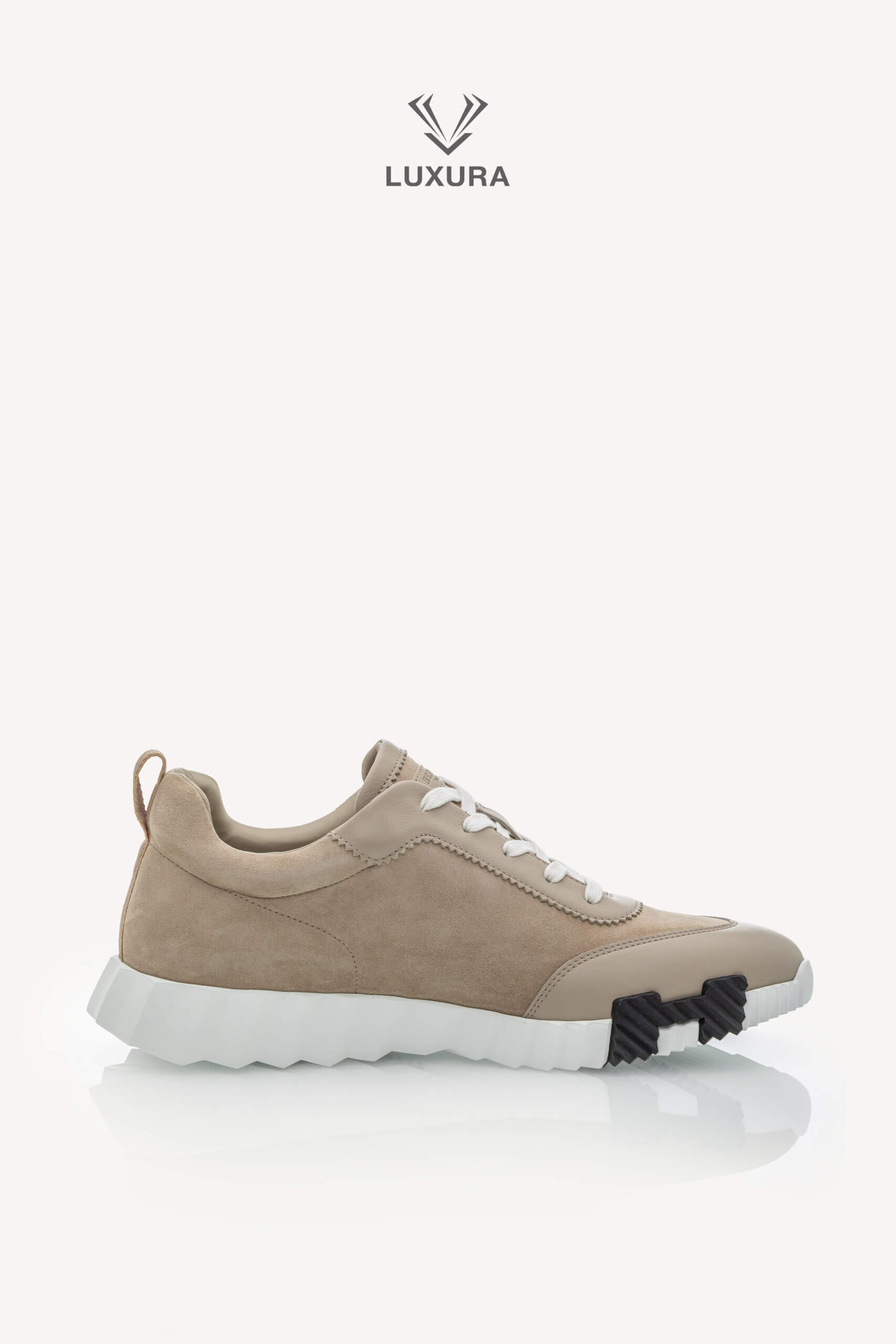 <span style="font-size: 10px;letter-spacing: .15em">HARD TO FIND</span><br> <strong>HERMES</strong><br> <div style="margin-top:10px;font-size:16px">Bouncing Sneaker Beige Esquisse 44</div><br> - Image 15