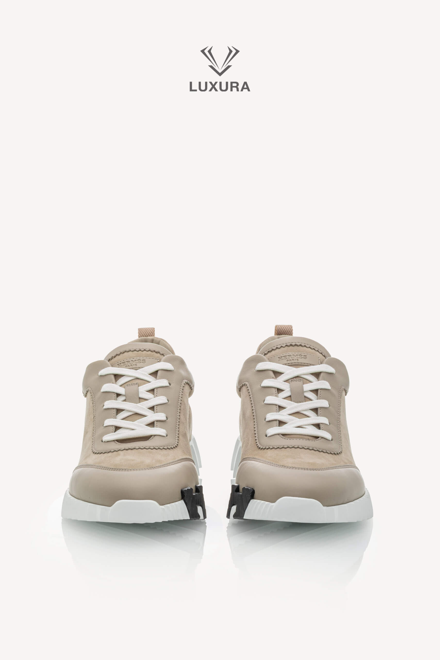 <span style="font-size: 10px;letter-spacing: .15em">HARD TO FIND</span><br> <strong>HERMES</strong><br> <div style="margin-top:10px;font-size:16px">Bouncing Sneaker Beige Esquisse 44</div><br> - Image 6