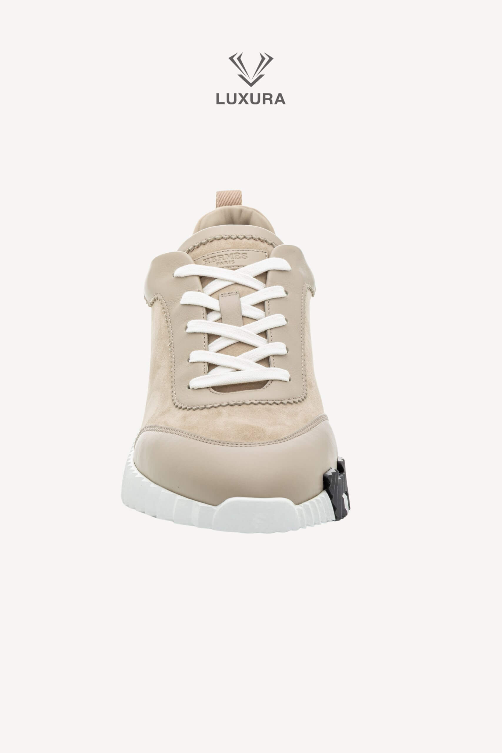 <span style="font-size: 10px;letter-spacing: .15em">HARD TO FIND</span><br> <strong>HERMES</strong><br> <div style="margin-top:10px;font-size:16px">Bouncing Sneaker Beige Esquisse 44</div><br> - Image 17