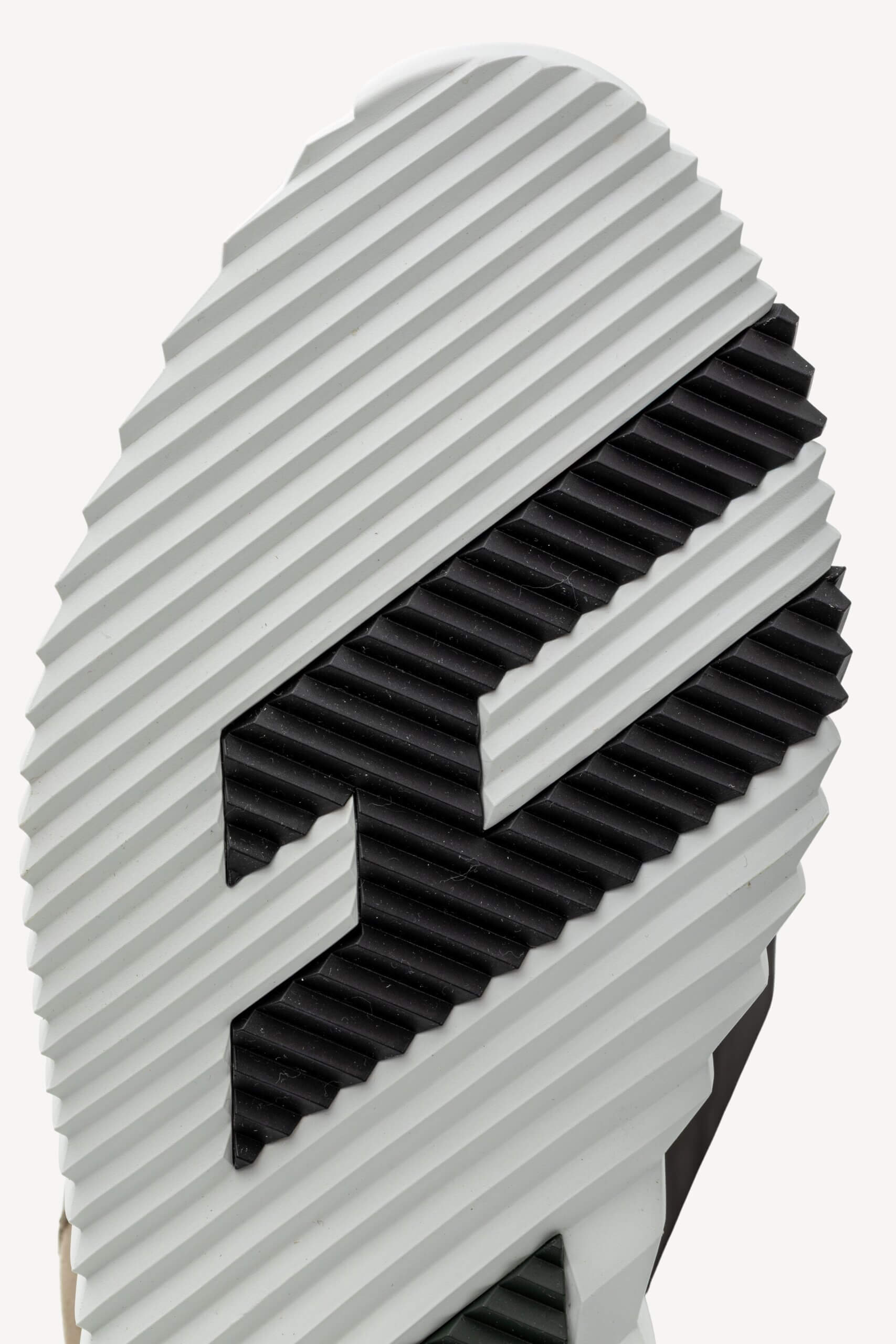 <span style="font-size: 10px;letter-spacing: .15em">HARD TO FIND</span><br> <strong>HERMES</strong><br> <div style="margin-top:10px;font-size:16px">Bouncing Sneaker Beige Esquisse 44</div><br> - Image 21