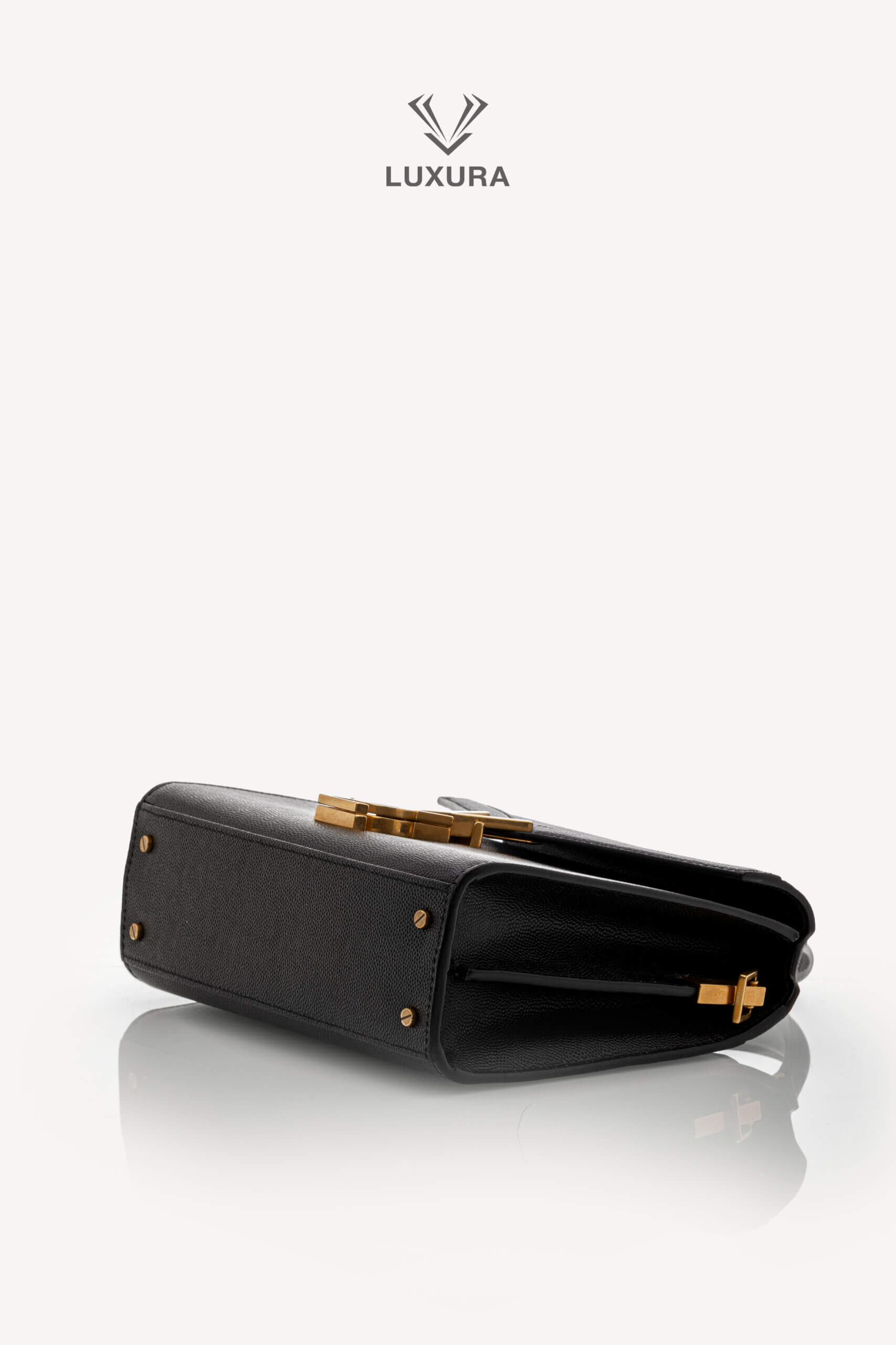 <span style="font-size: 10px;letter-spacing: .15em">HARD TO FIND</span><br>            <strong>SAINT LAURENT</strong><br>            <div style="margin-top:10px;font-size:16px">Cassandra Mini Top Handle In Grain De Poudre Embossed Leather Black</div><br> - Image 30