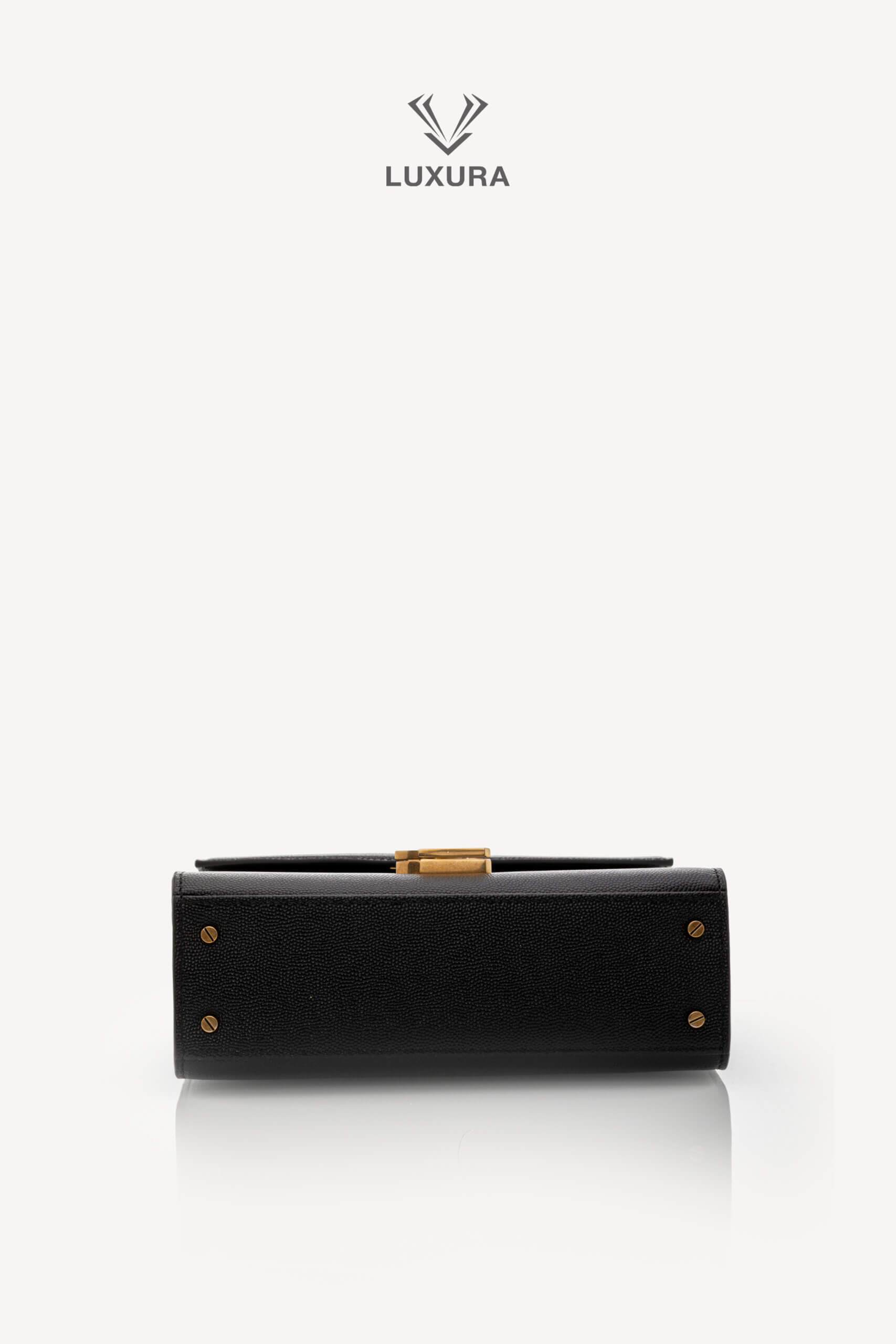 <span style="font-size: 10px;letter-spacing: .15em">HARD TO FIND</span><br>            <strong>SAINT LAURENT</strong><br>            <div style="margin-top:10px;font-size:16px">Cassandra Mini Top Handle In Grain De Poudre Embossed Leather Black</div><br> - Image 29