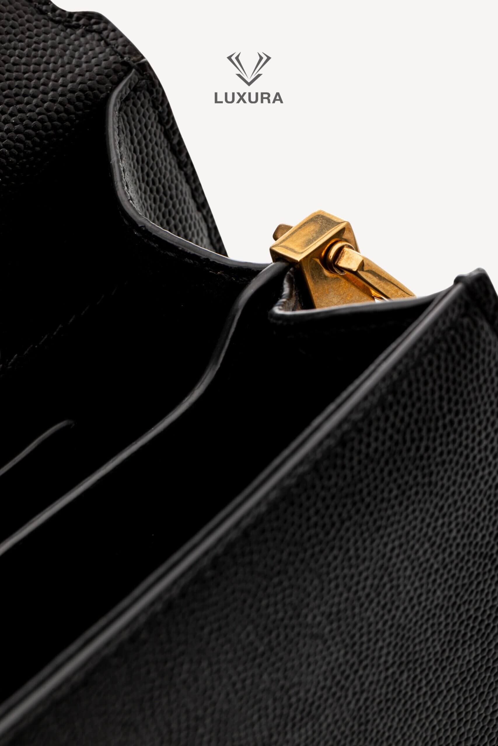 <span style="font-size: 10px;letter-spacing: .15em">HARD TO FIND</span><br>            <strong>SAINT LAURENT</strong><br>            <div style="margin-top:10px;font-size:16px">Cassandra Mini Top Handle In Grain De Poudre Embossed Leather Black</div><br> - Image 25