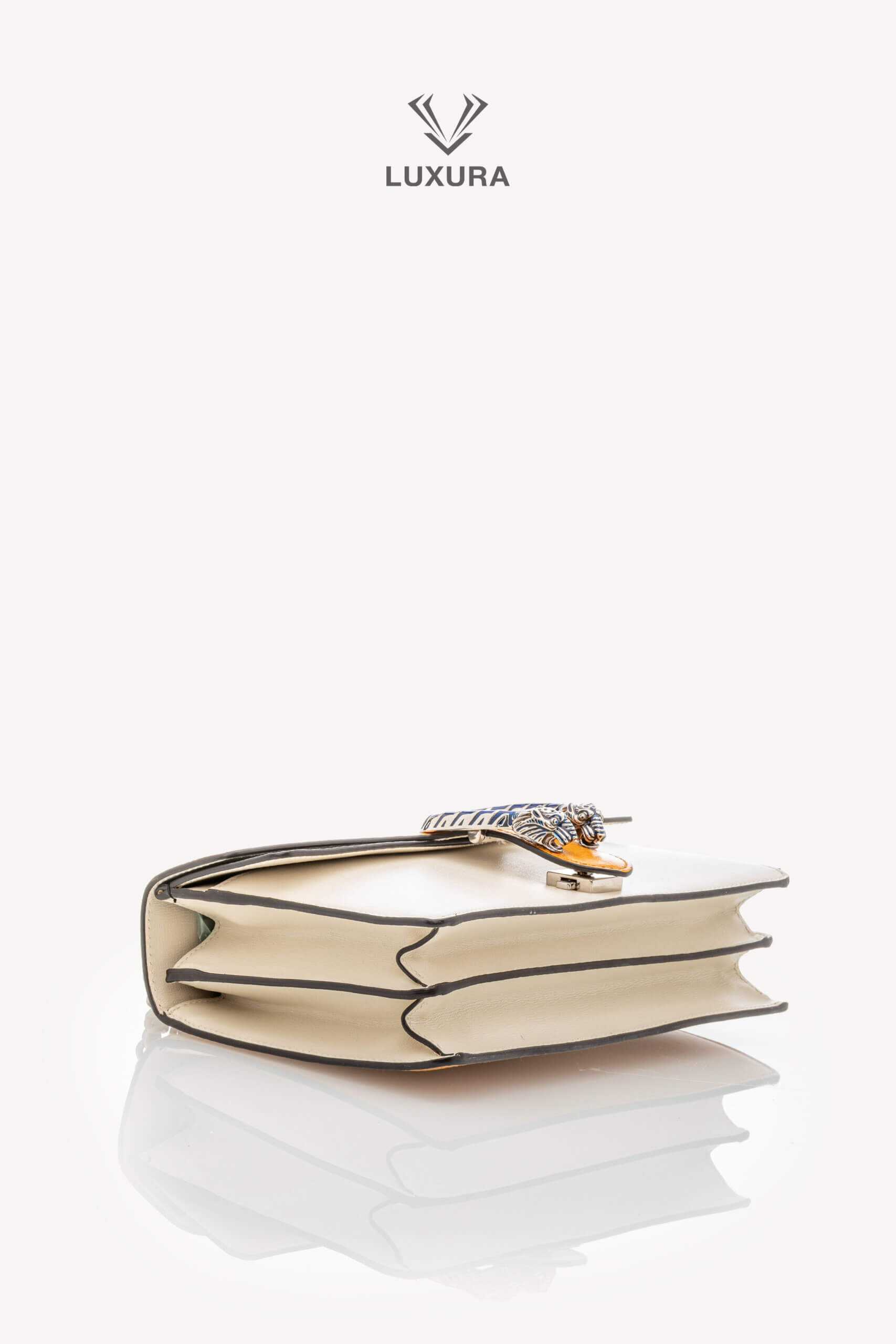 <span style="font-size: 10px;letter-spacing: .15em">HARD TO FIND</span><br> <strong>GUCCI</strong><br> <div style="margin-top:10px;font-size:16px">Azalea Calfski Tricolor Small Dionysus Shoulder Bag><br> - Image 25