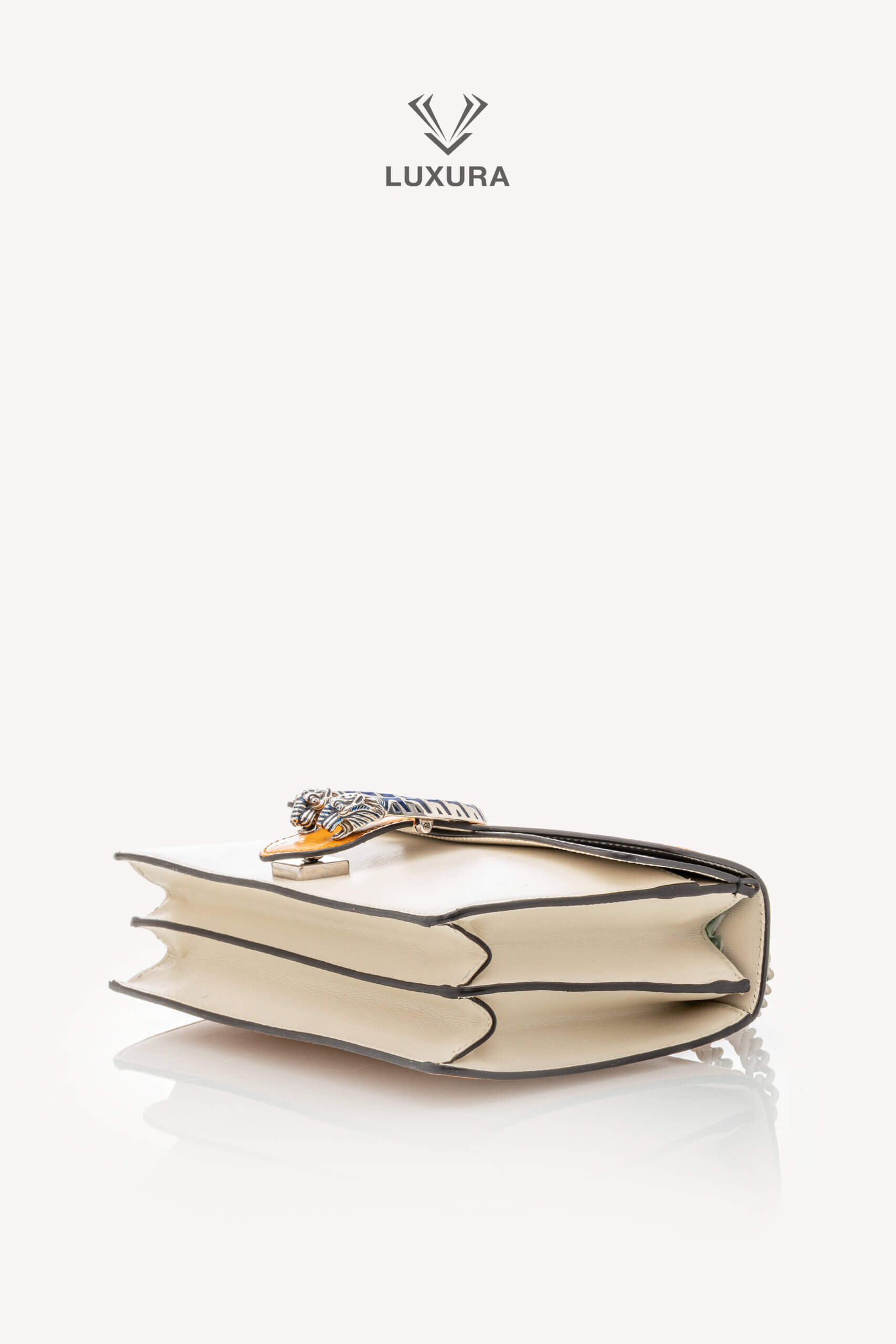 <span style="font-size: 10px;letter-spacing: .15em">HARD TO FIND</span><br> <strong>GUCCI</strong><br> <div style="margin-top:10px;font-size:16px">Azalea Calfski Tricolor Small Dionysus Shoulder Bag><br> - Image 27