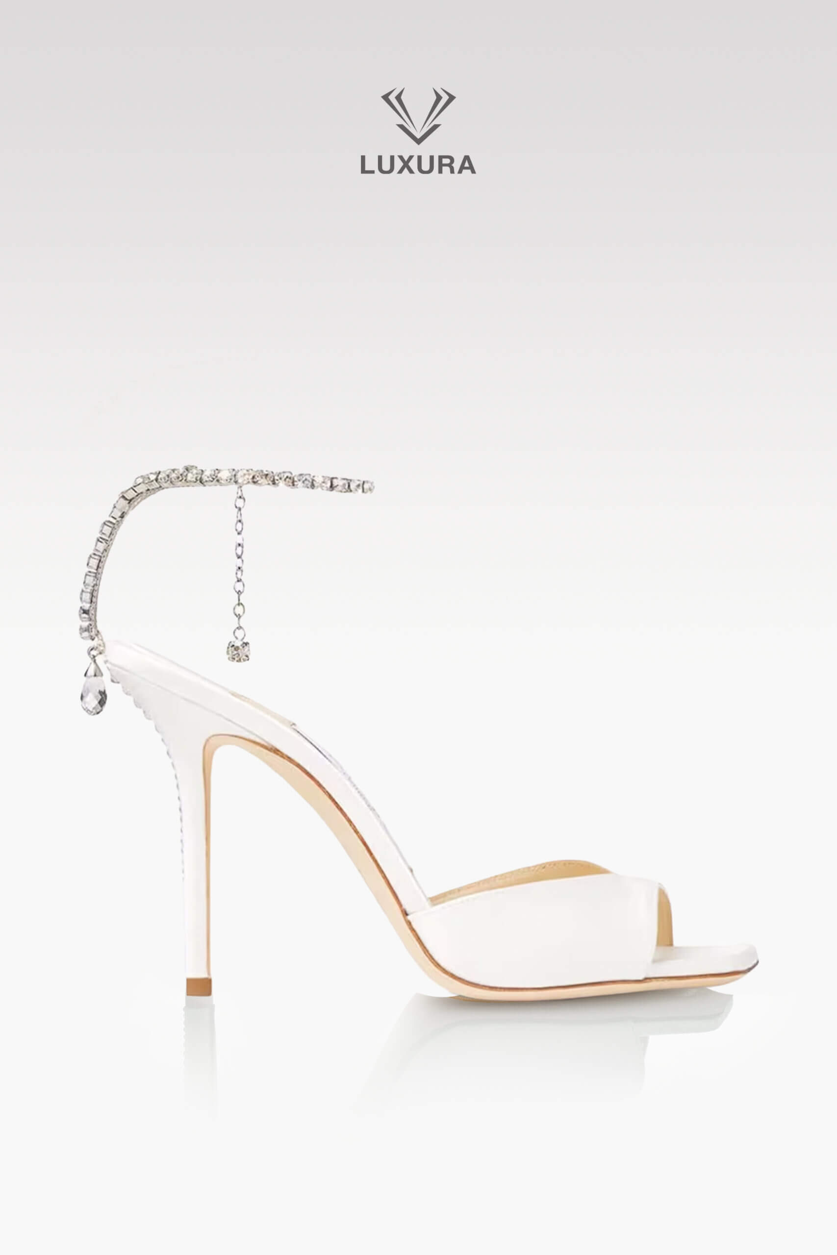 <span style="font-size: 10px;letter-spacing: .15em"></span><br>
<strong>JIMMY CHOO</strong><br>
<div style="margin-top:10px;font-size:16px">Saeda 85 Crystal Embellished Satin Sandals Ivory 35.5</div><br>