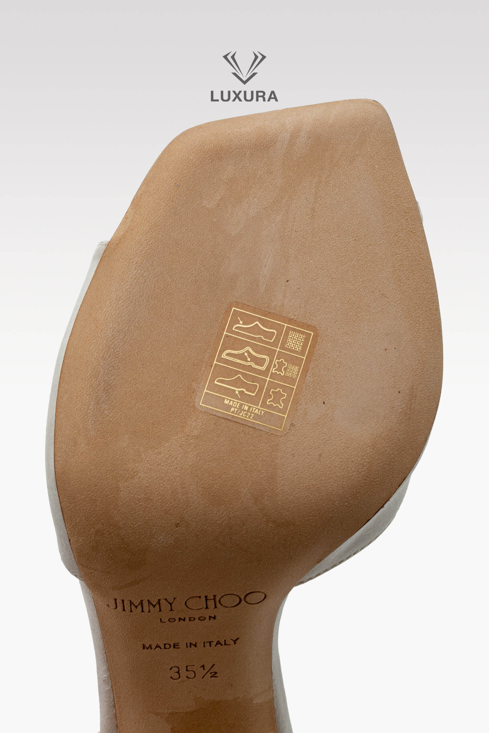 <span style="font-size: 10px;letter-spacing: .15em"></span><br>
<strong>JIMMY CHOO</strong><br>
<div style="margin-top:10px;font-size:16px">Saeda 85 Crystal Embellished Satin Sandals Ivory 35.5</div><br> - Image 16