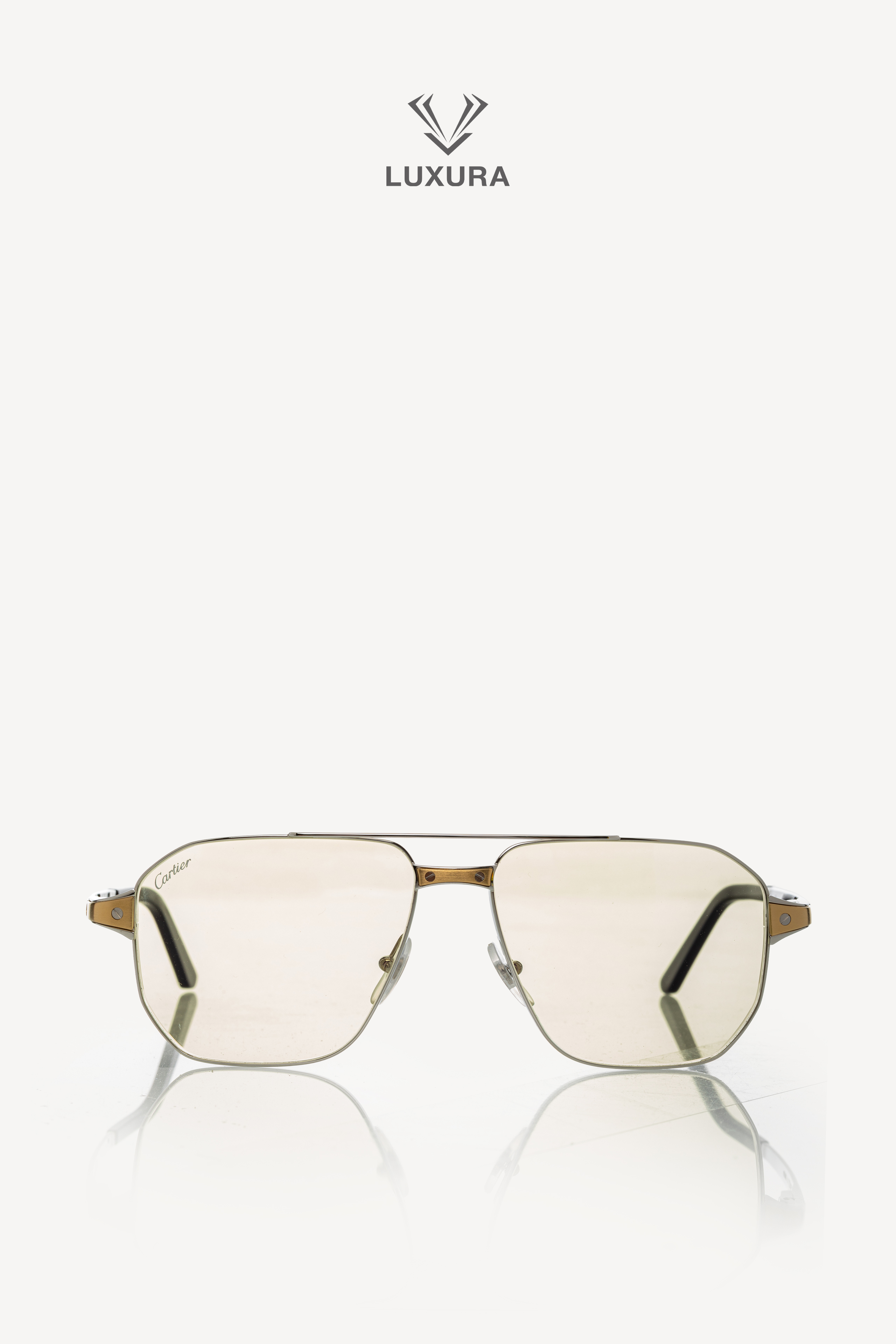 <span style="font-size: 10px; color: rgb(101, 101, 101);letter-spacing: .15em;">BEST DEAL </span><br><strong> CARTIER</strong><br><div style="margin-top:10px; font-size:16px;"> Santos de Cartier Sunglasses CT0424S 005</div><br> - Image 6