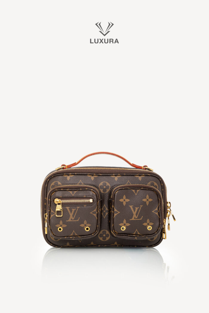 <span style="font-size: 10px;letter-spacing: .15em">HARD TO FIND</span><br>            <strong>LOUIS VUITTON</strong><br>            <div style="margin-top:10px;font-size:16px">Monogram Utility Crossbody</div><br>